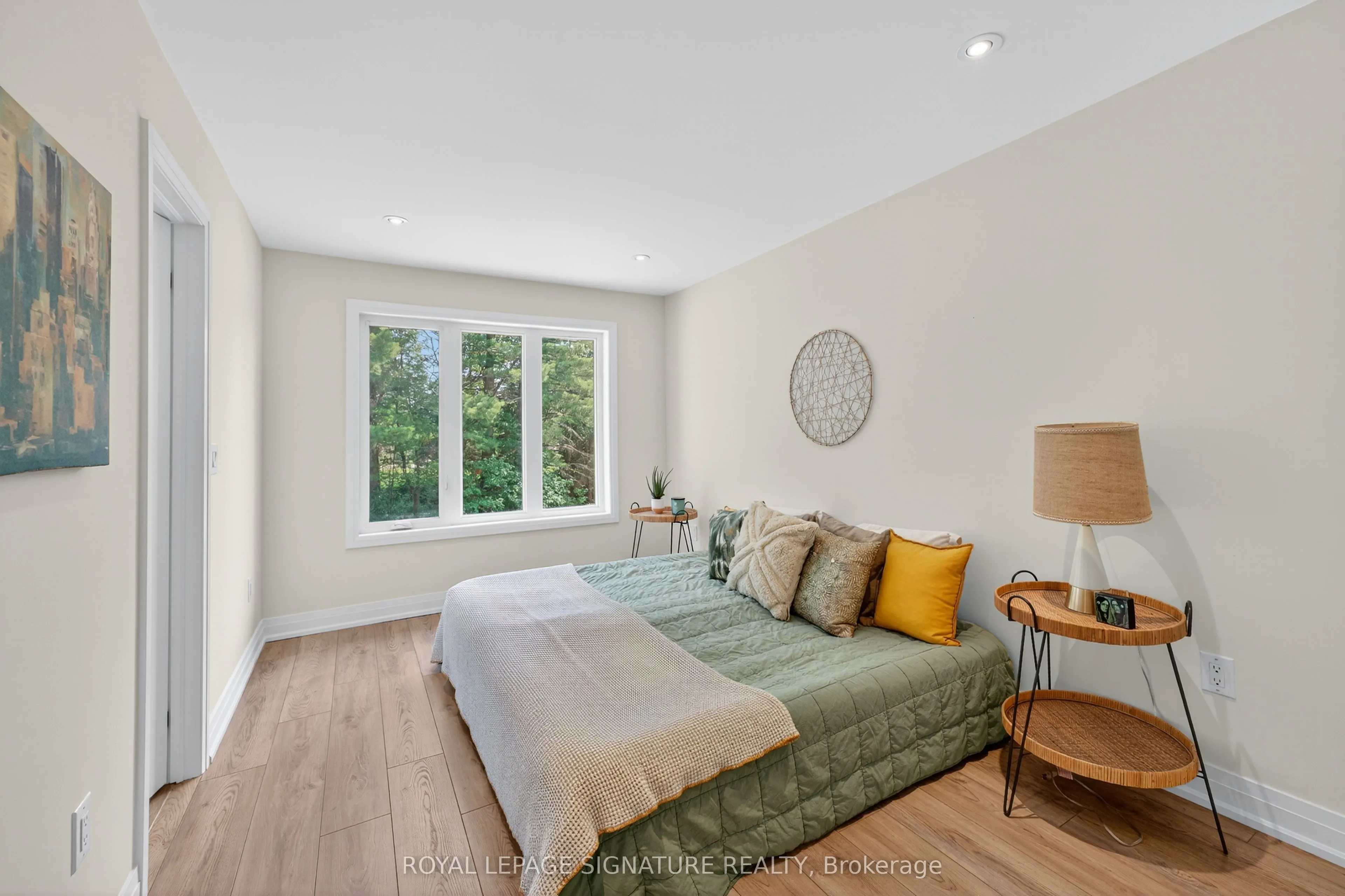 393 Manitoba Street, #4