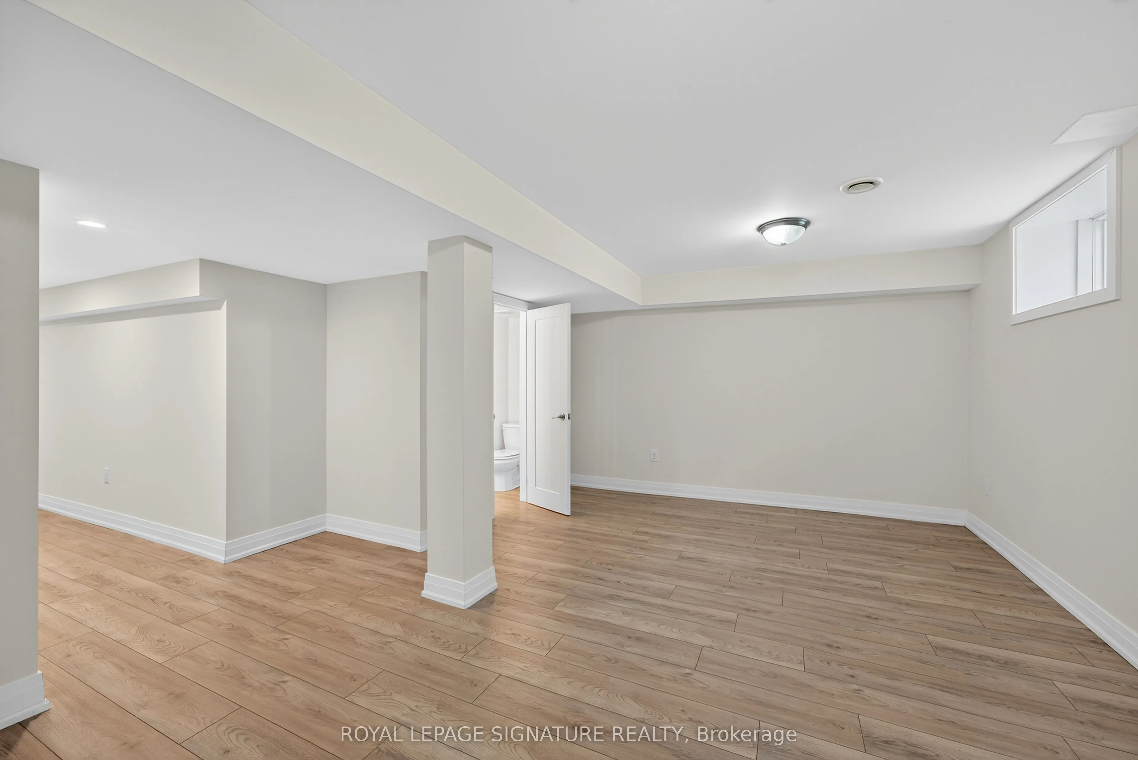 393 Manitoba Street, #4