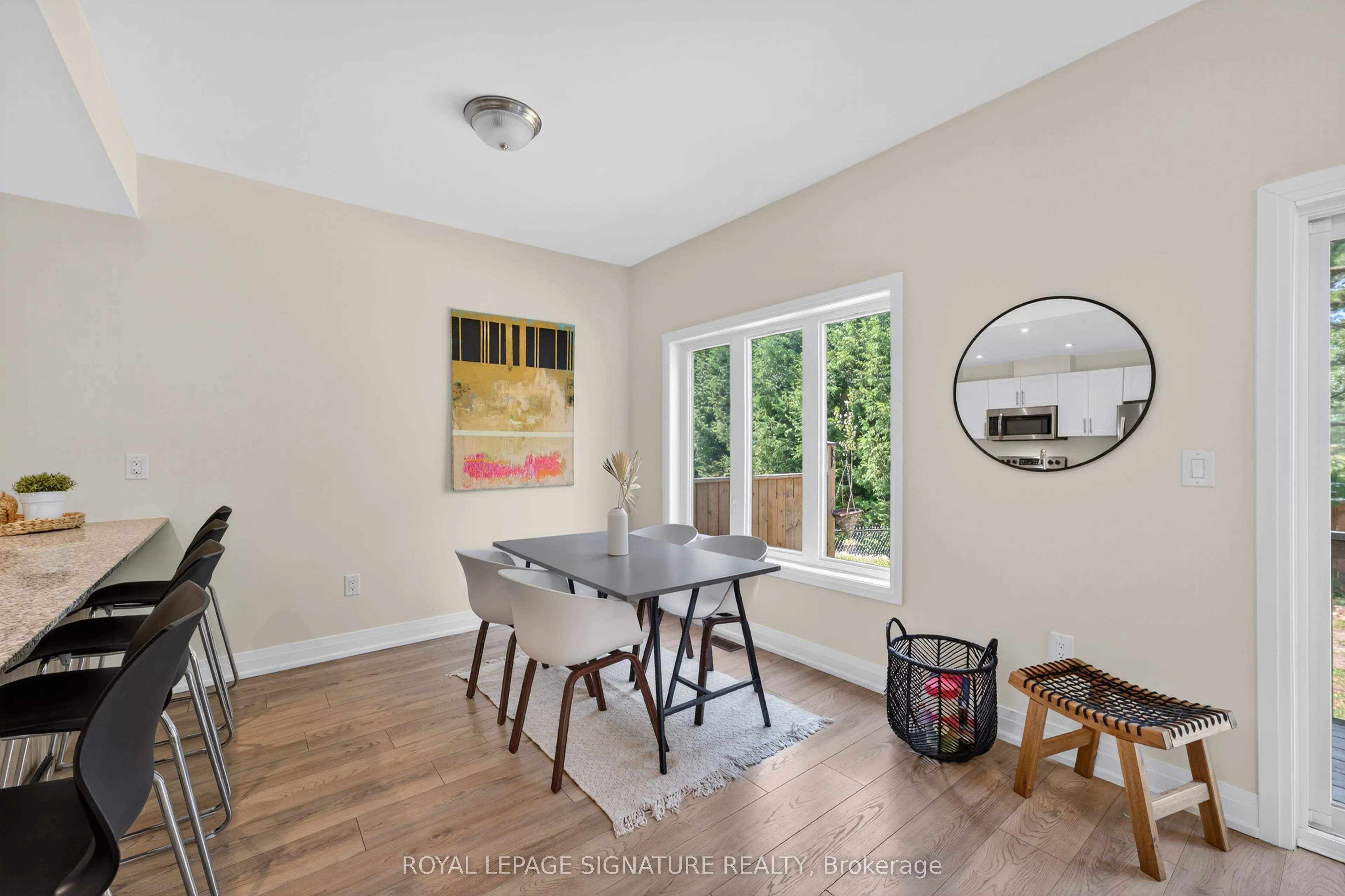 393 Manitoba Street, #4