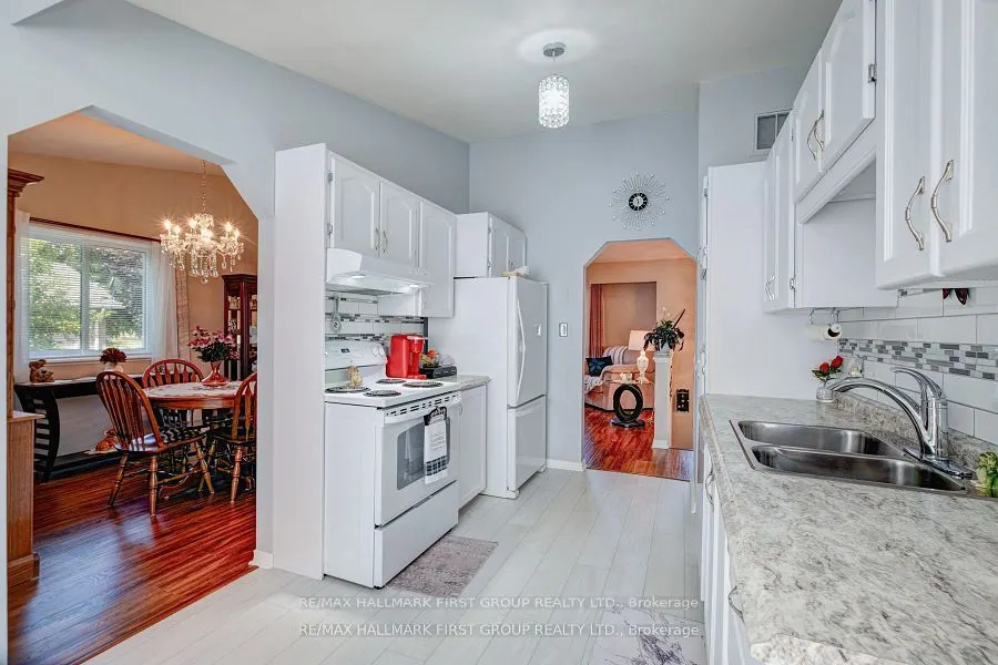 15 Catherine Crescent