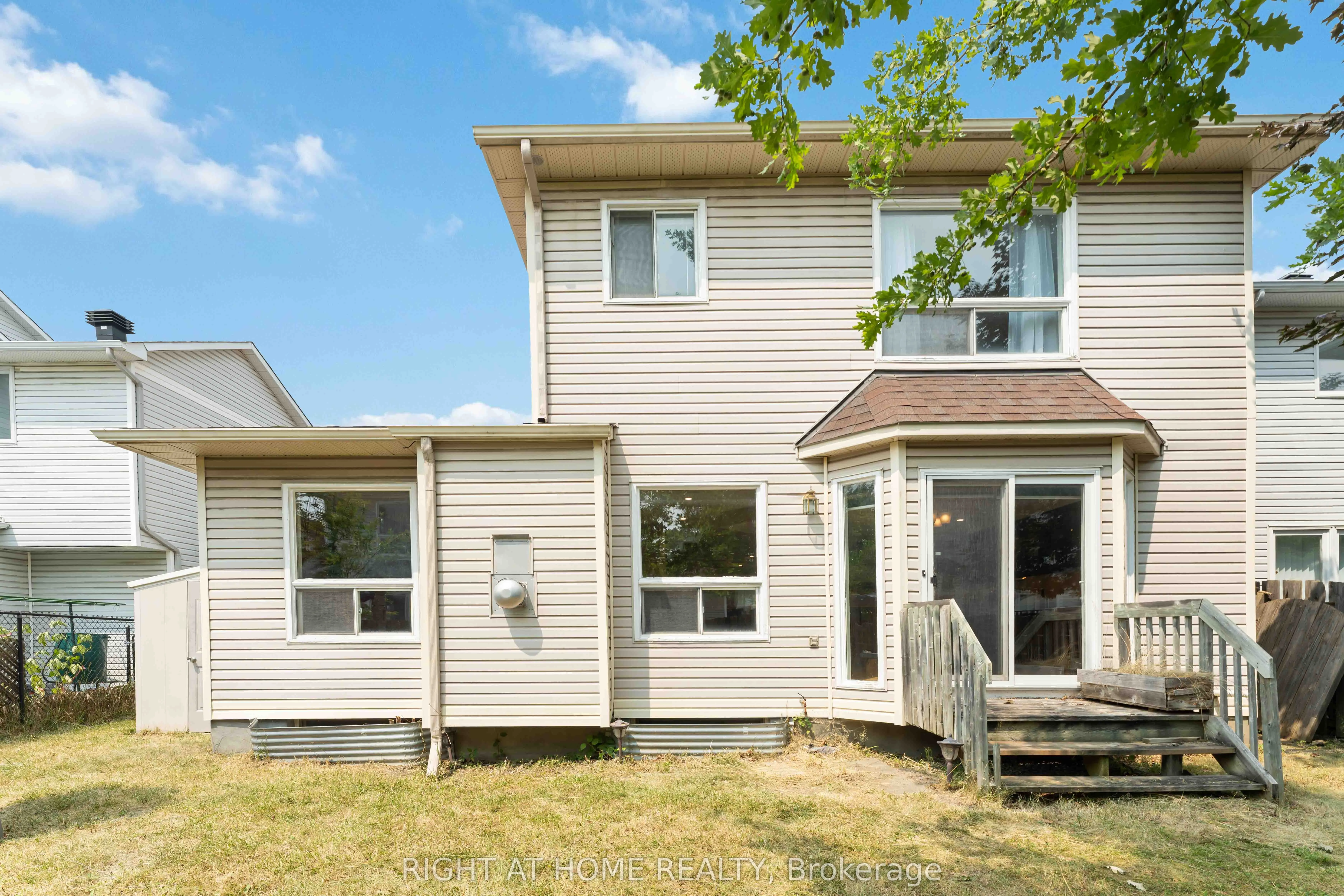 373 Stoneway Drive