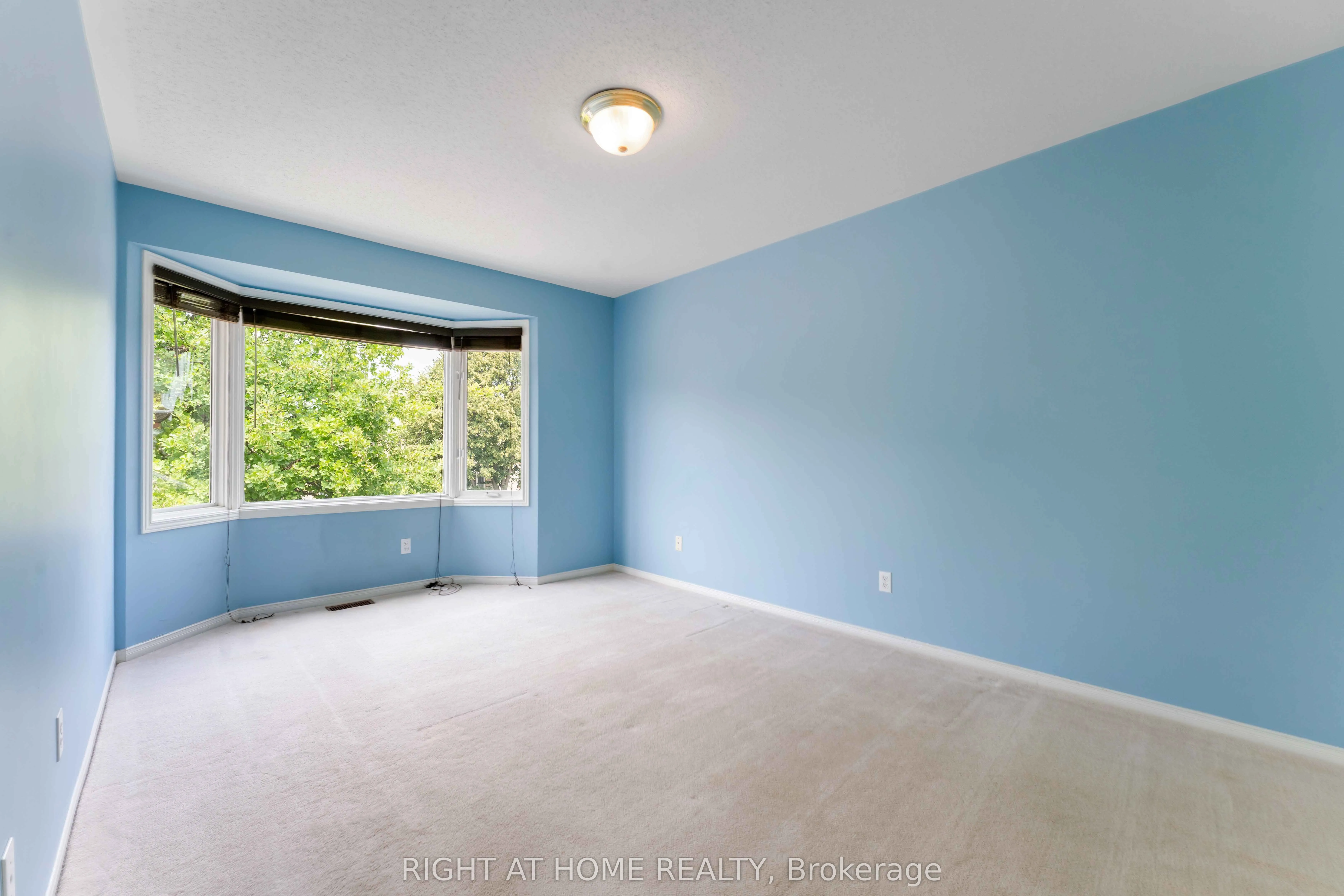 373 Stoneway Drive
