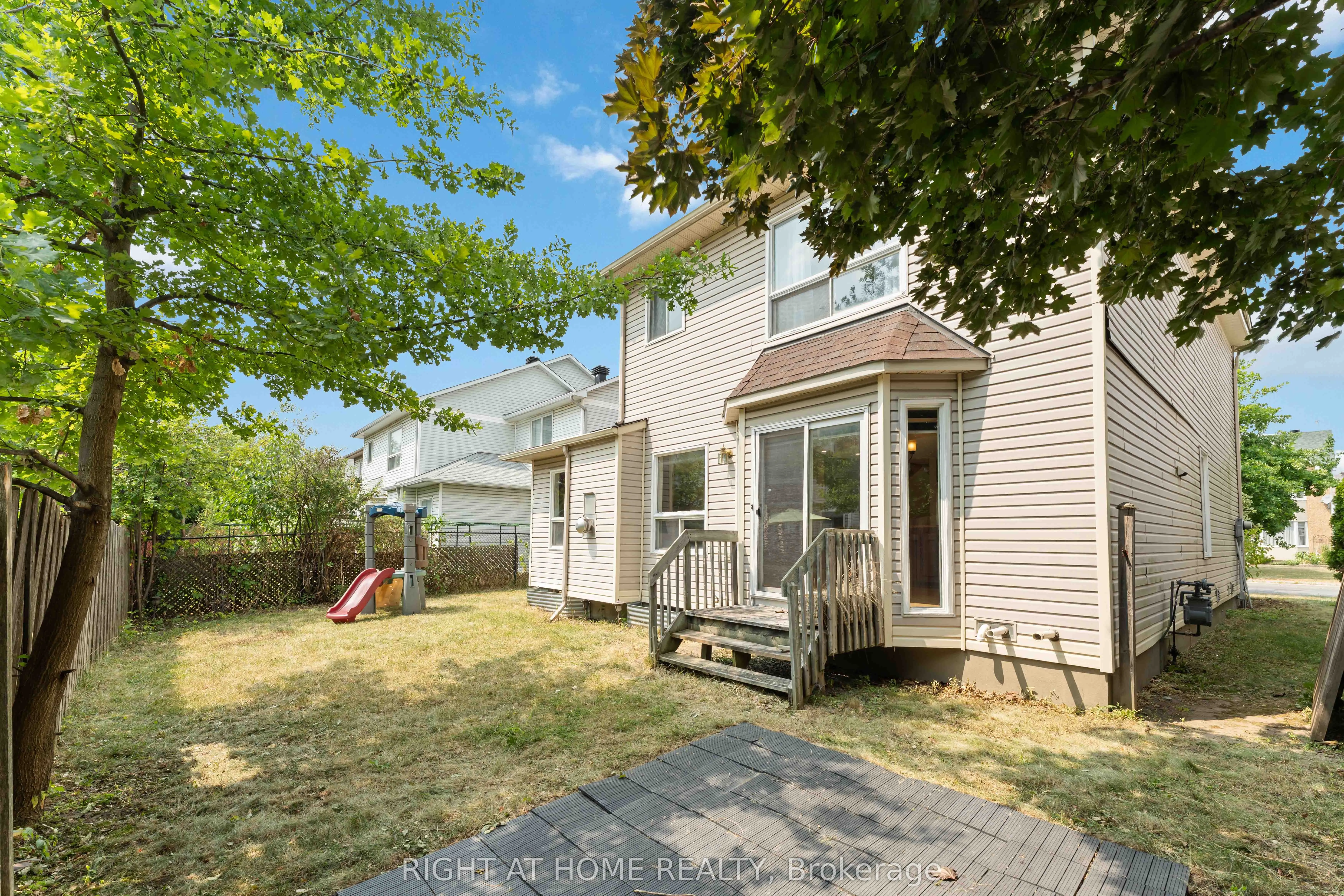 373 Stoneway Drive