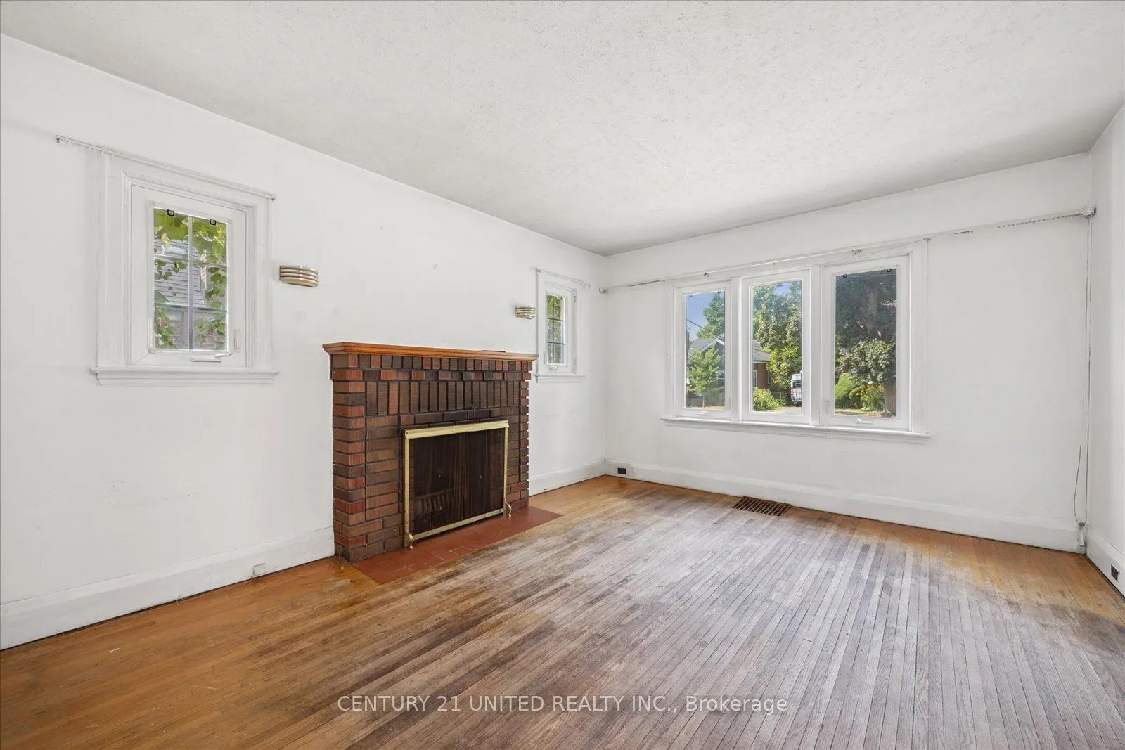280 Mark Street