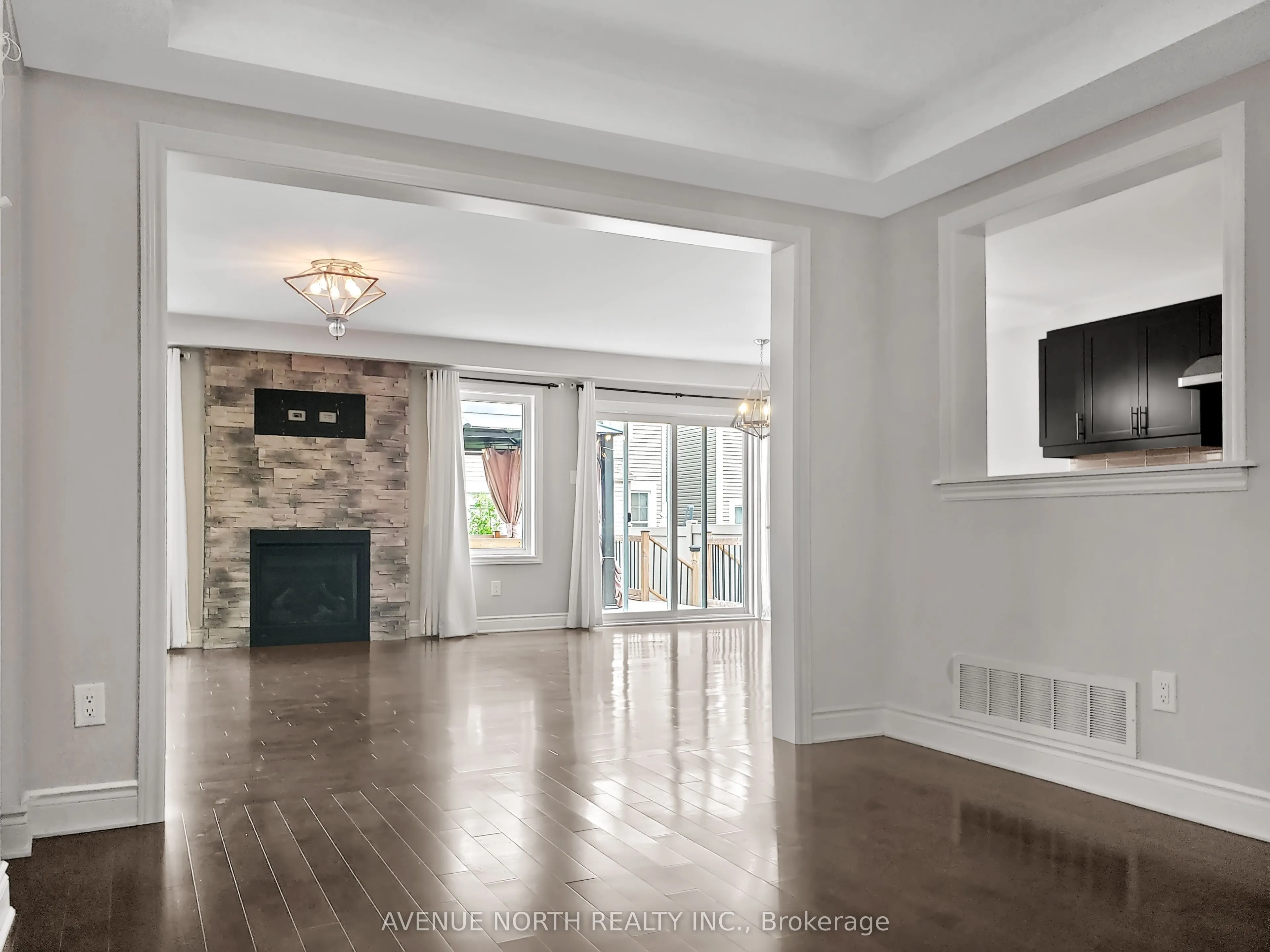 768 Rosehill Avenue