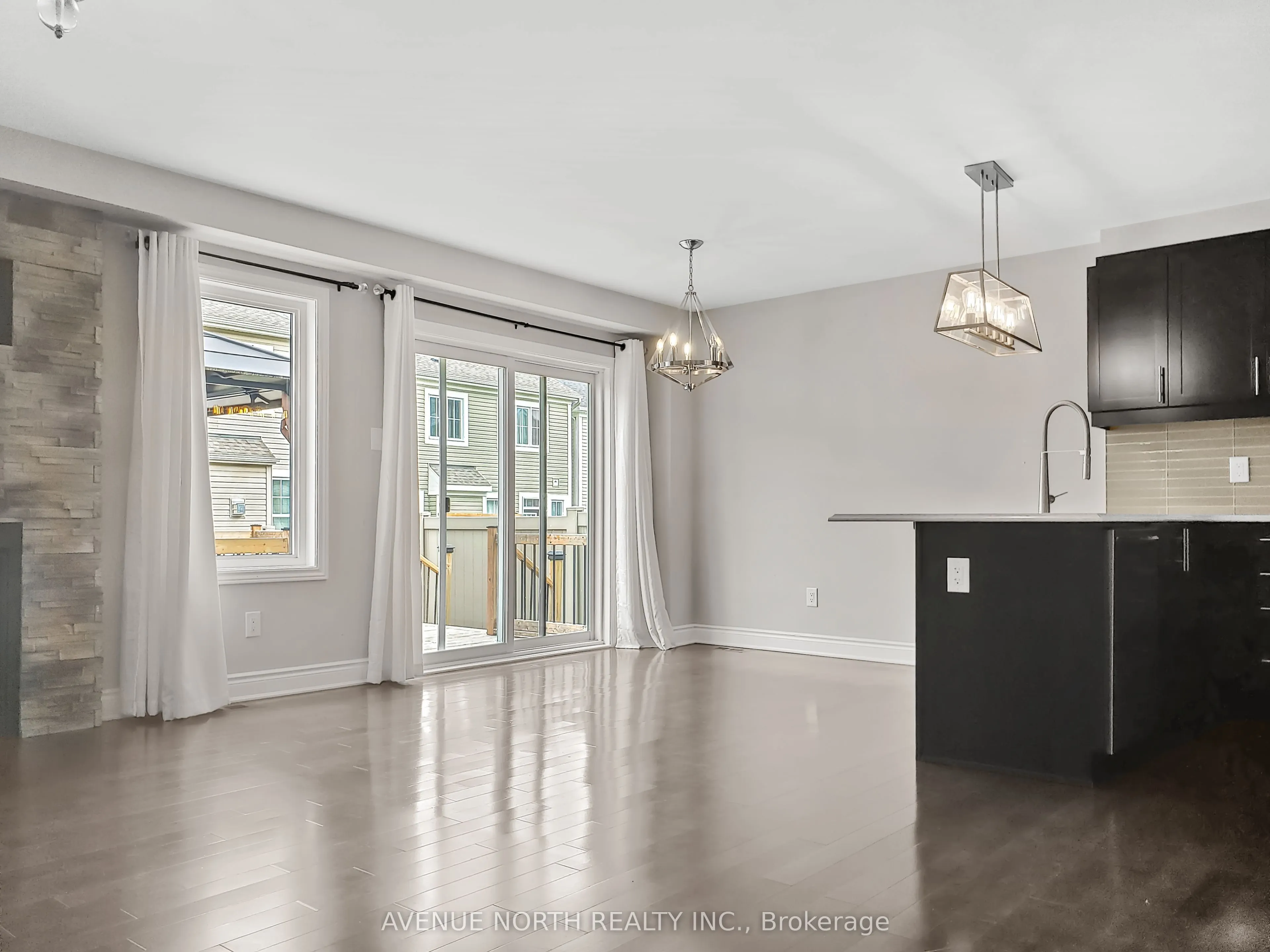 768 Rosehill Avenue