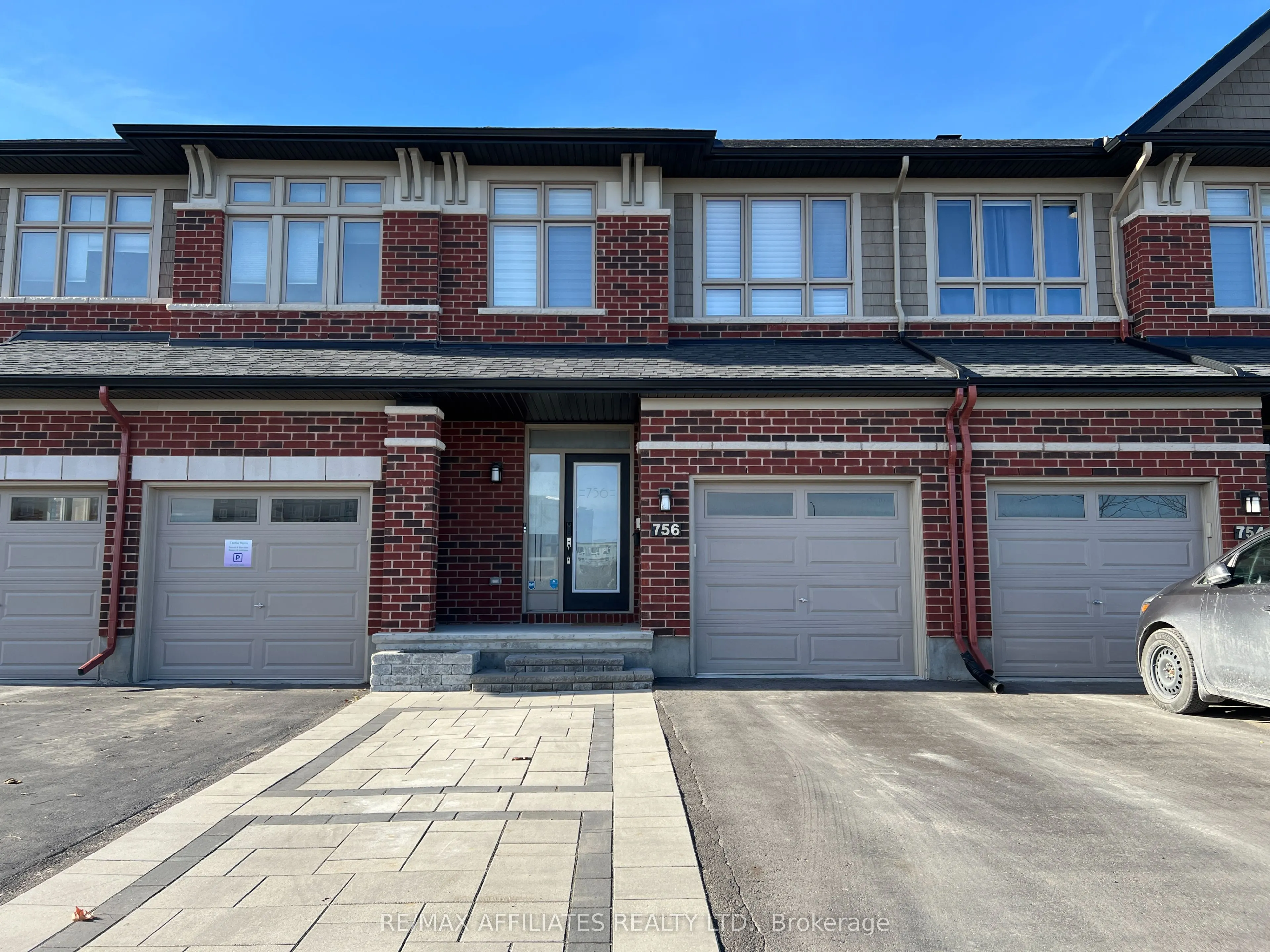 756 Putney Crescent