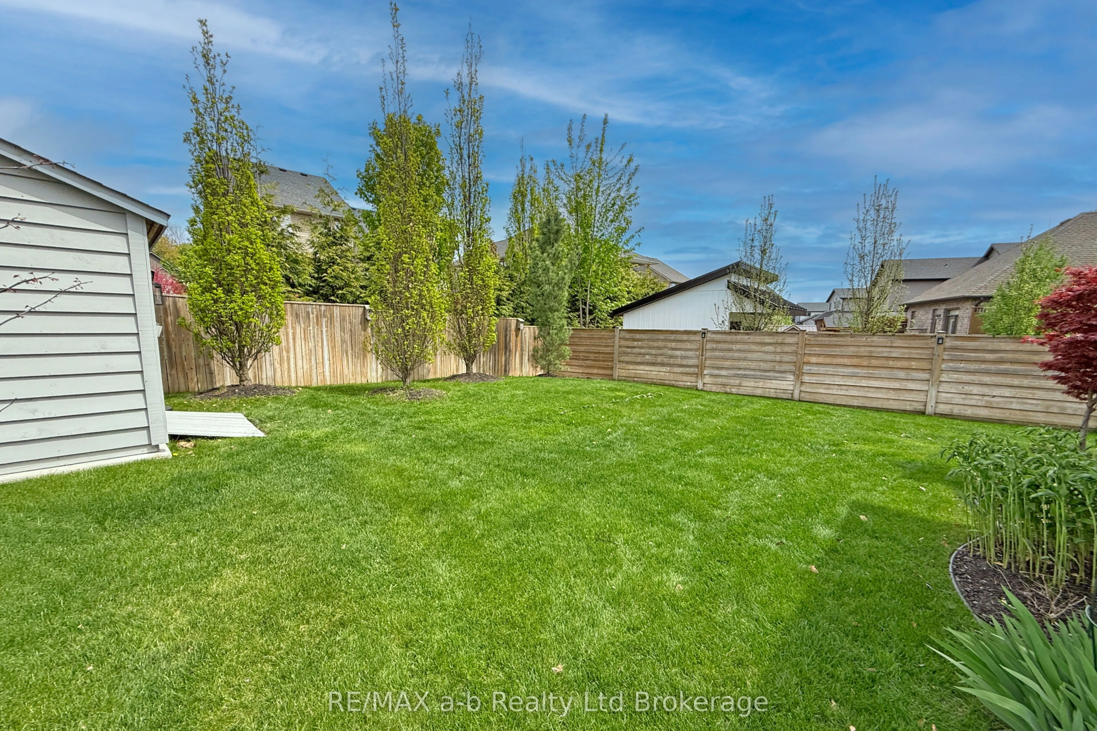 1236 Alberni Road
