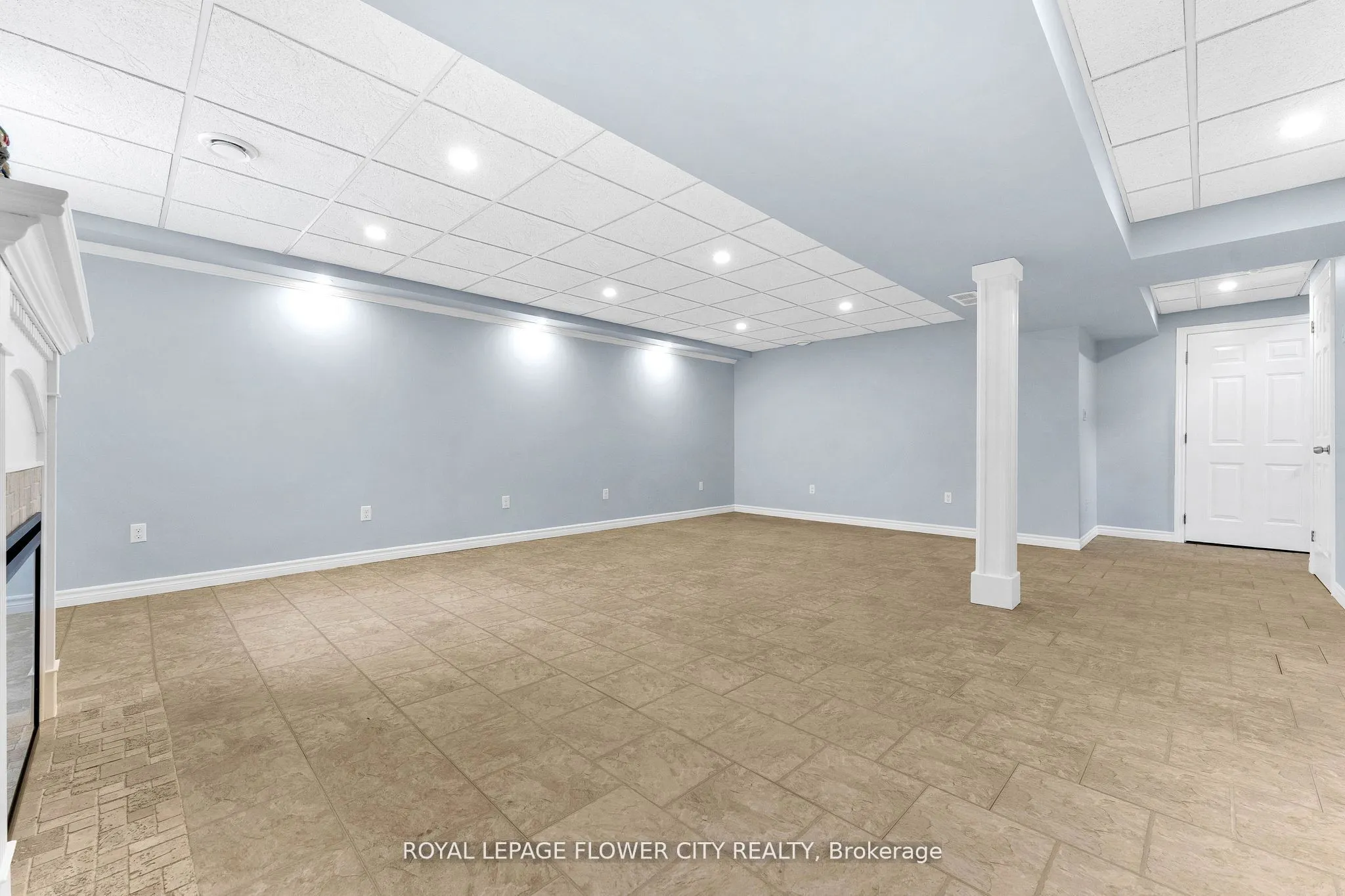 724 Garden Court