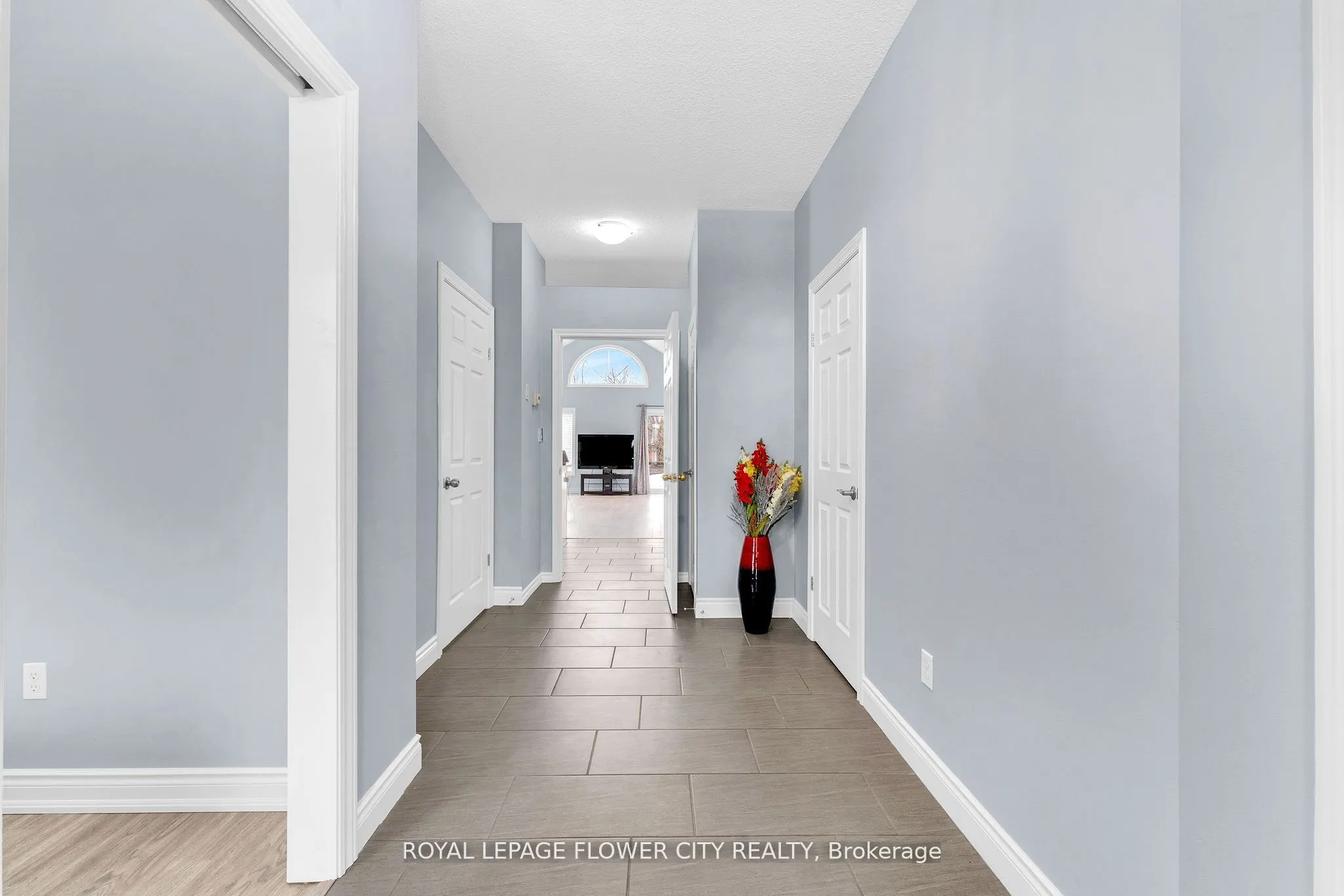 724 Garden Court