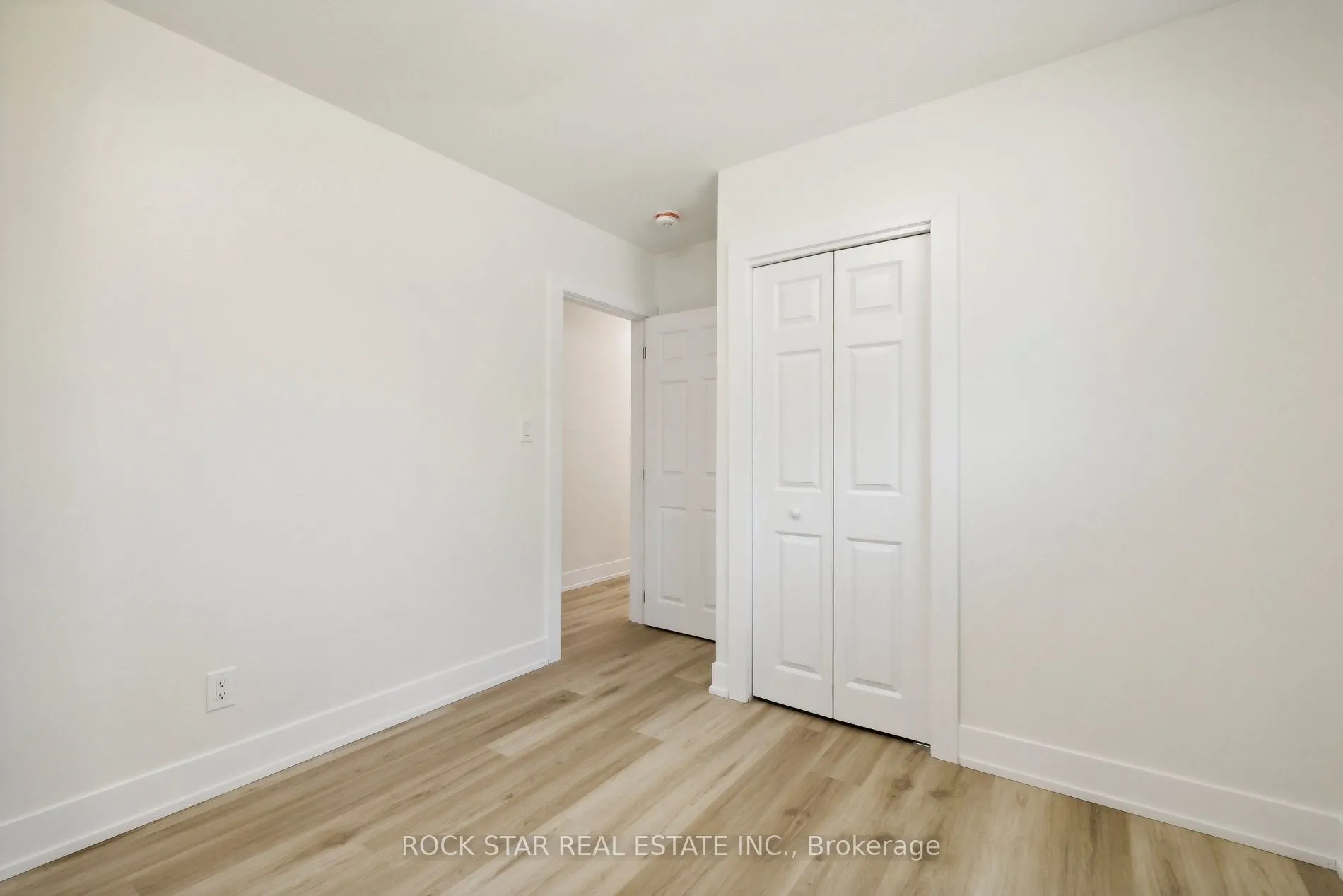 87 Leaside Drive, #Upper