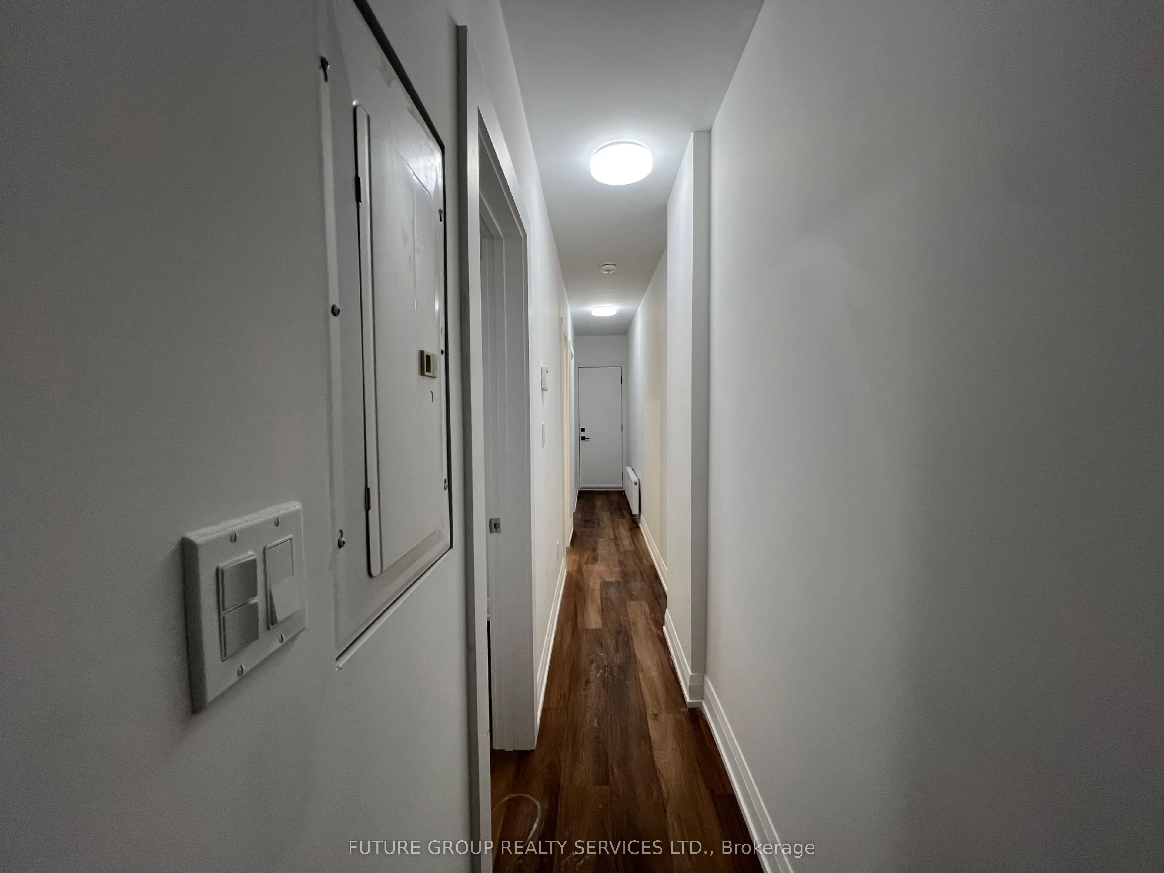 4876 Simcoe Street, #2