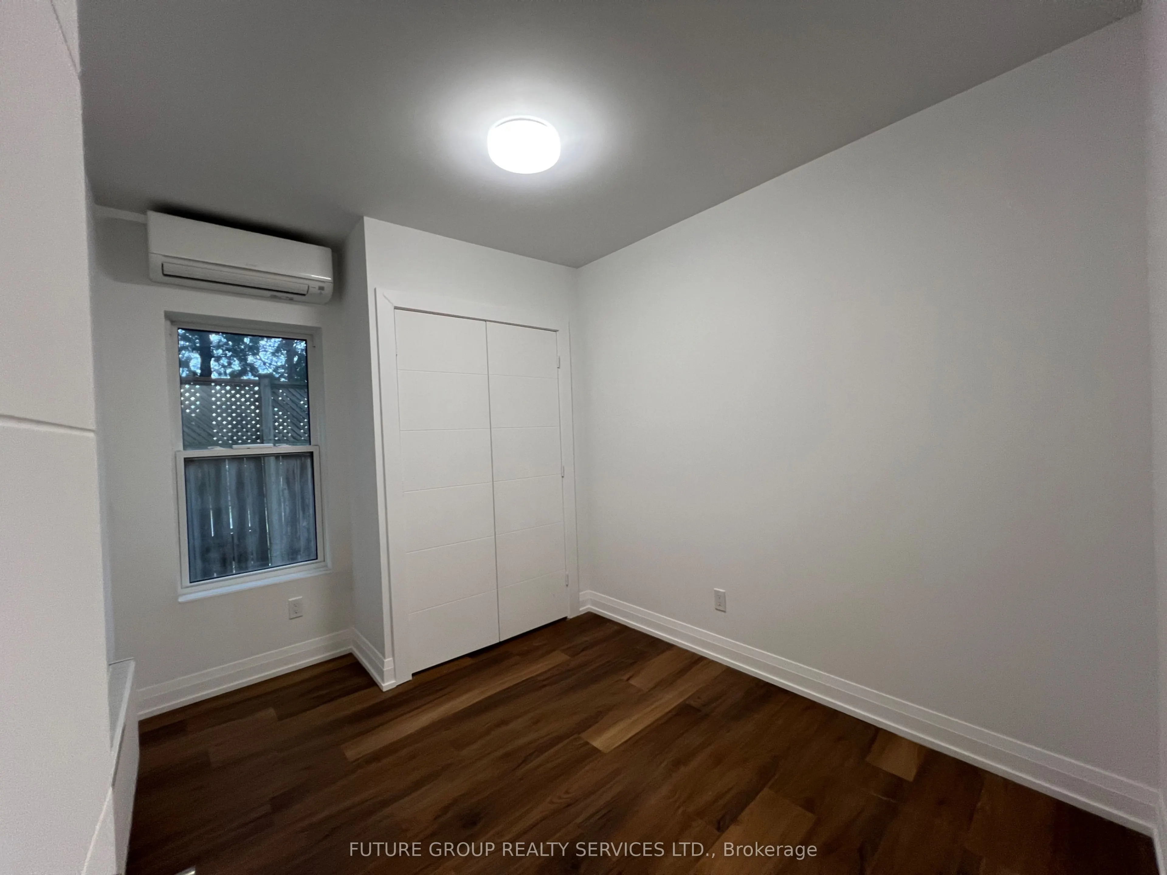 4876 Simcoe Street, #2