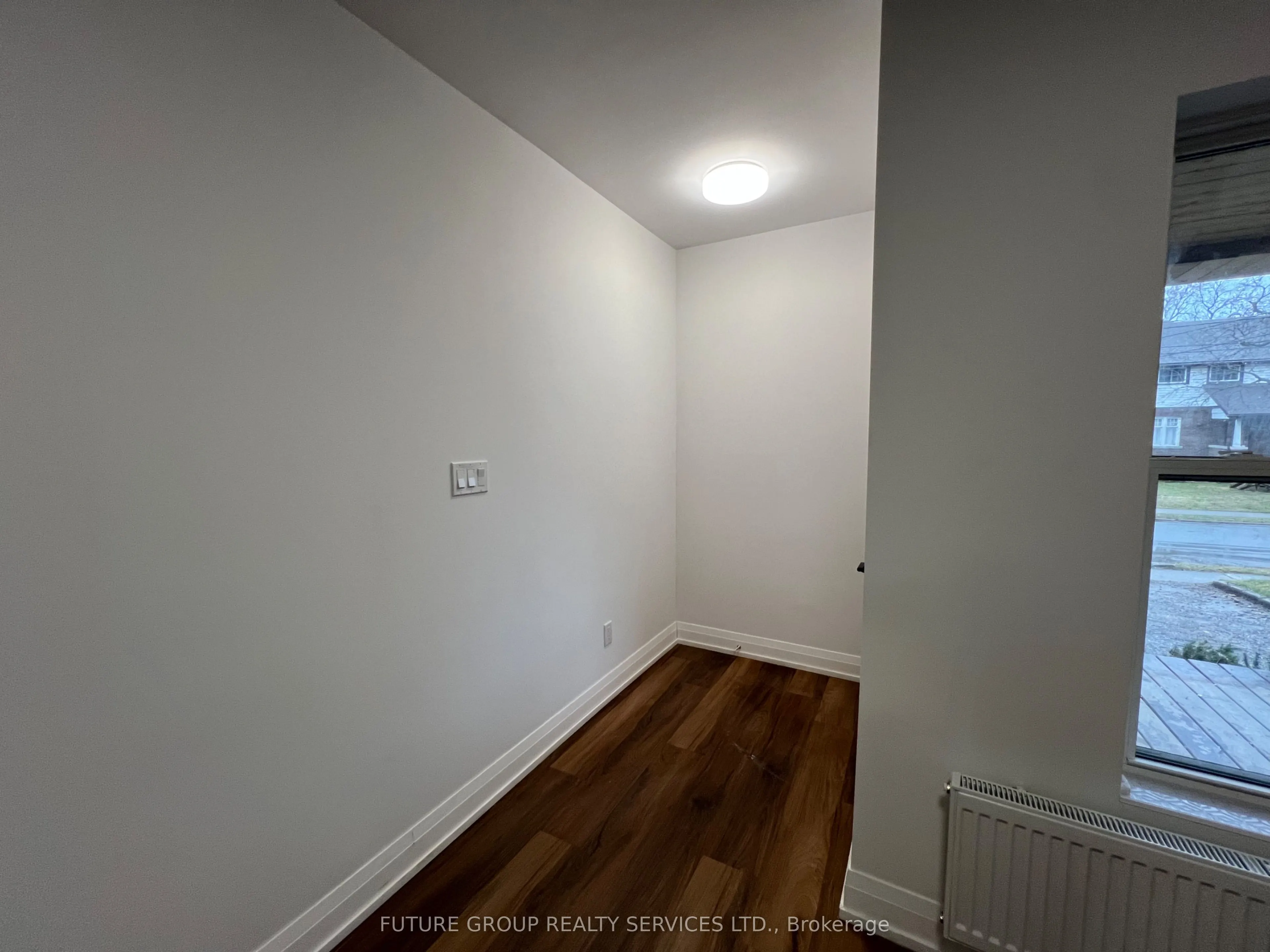 4876 Simcoe Street, #2
