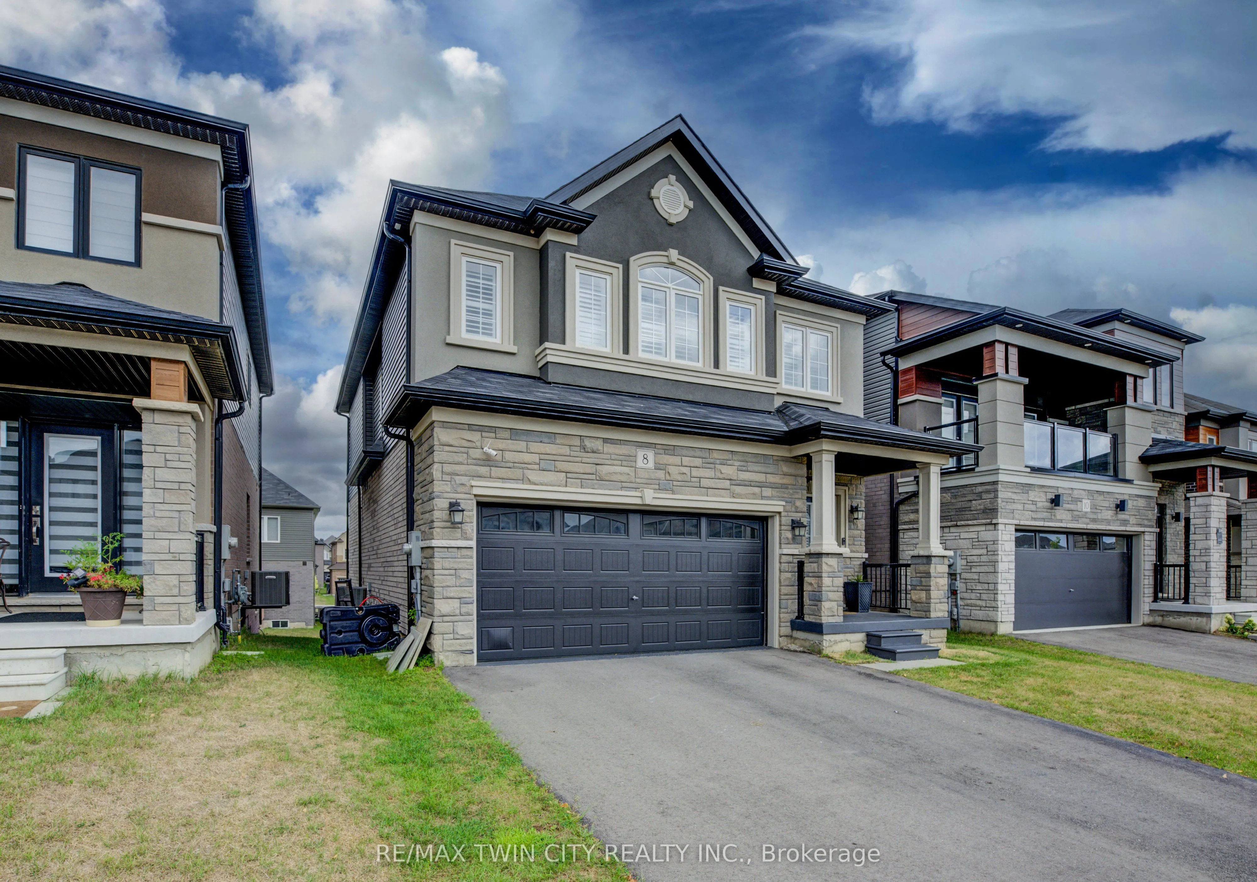 8 Whitton Drive