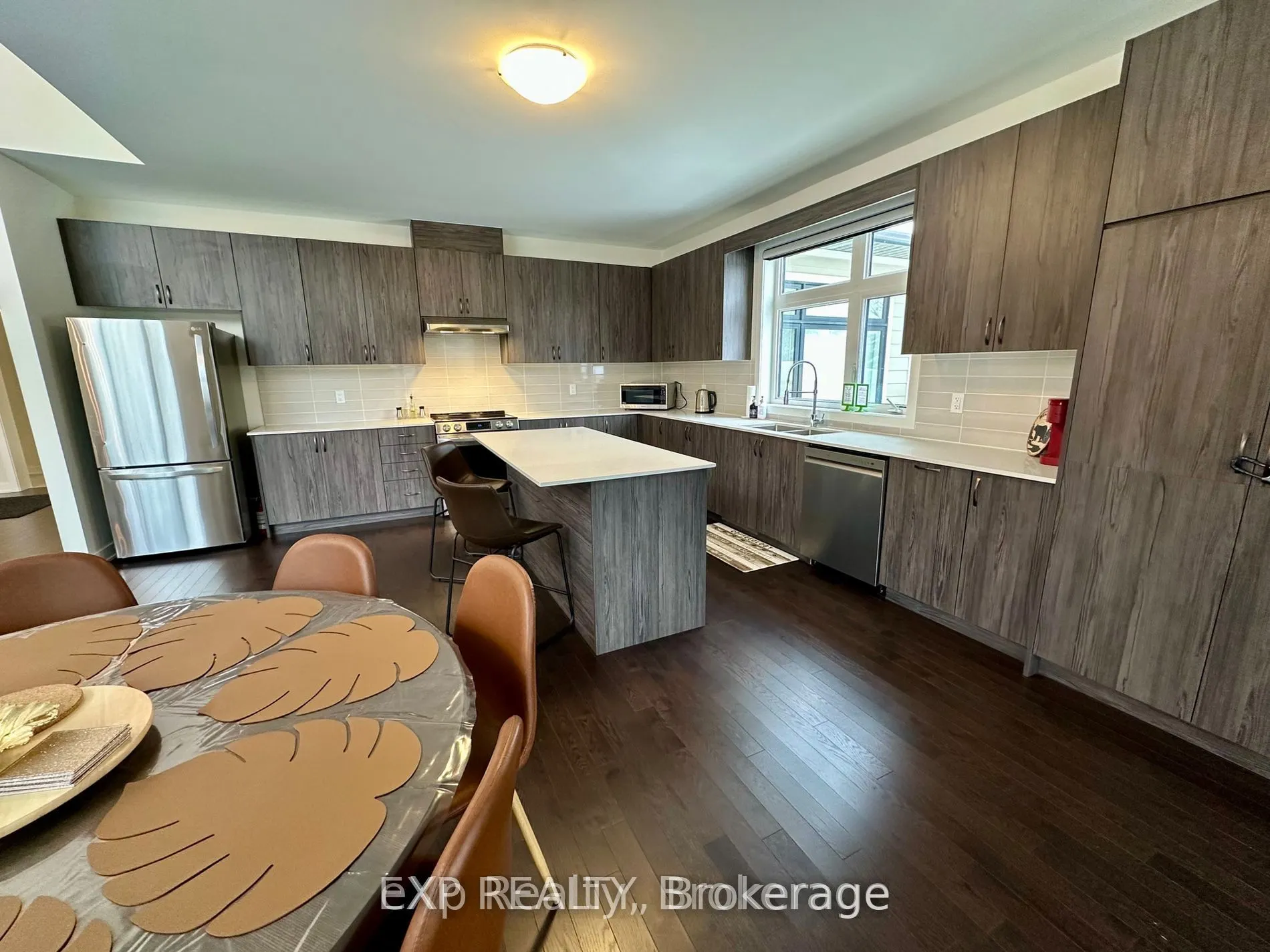 1017 Ridgeline Drive
