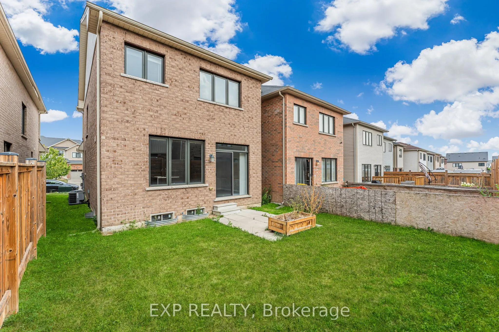 91 Arnold Marshall Boulevard
