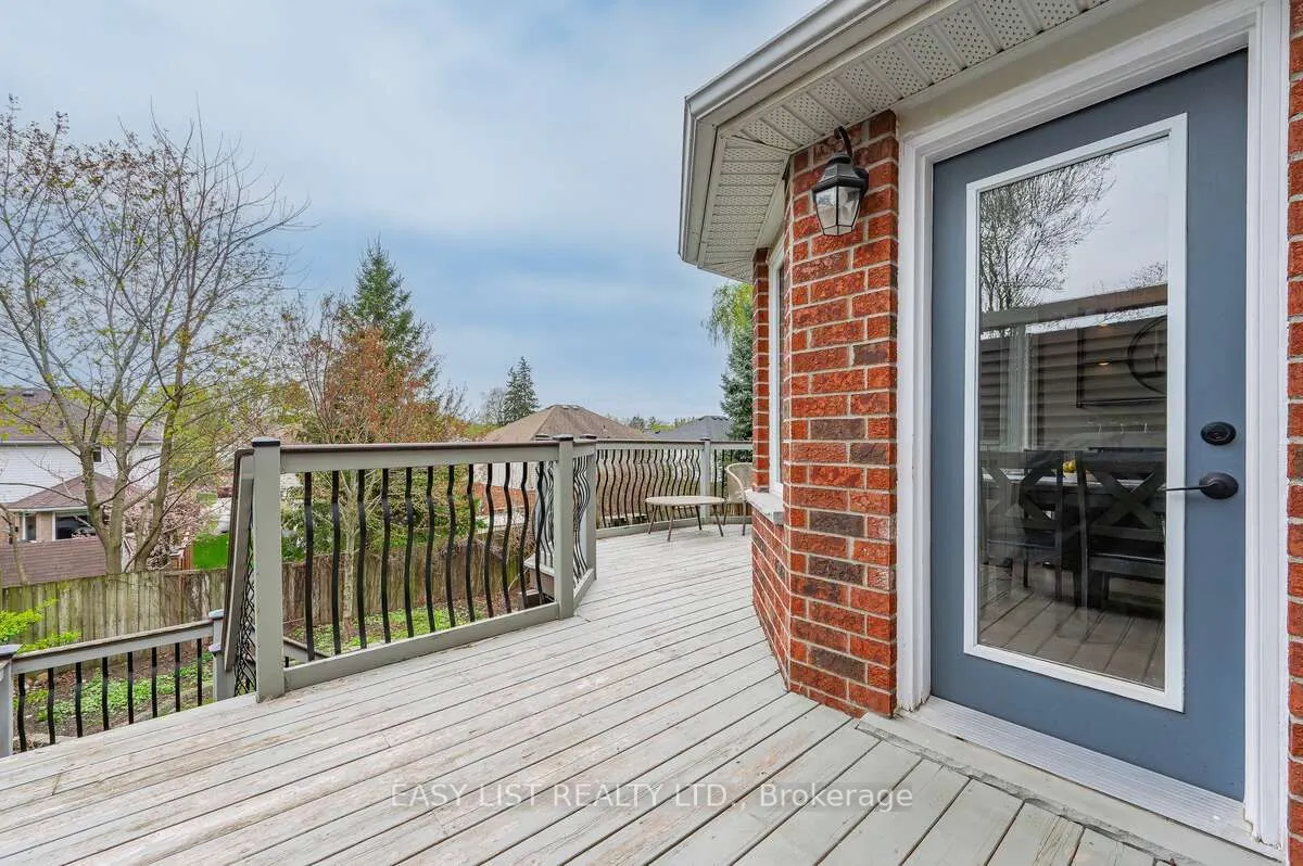 128 Marcy Crescent