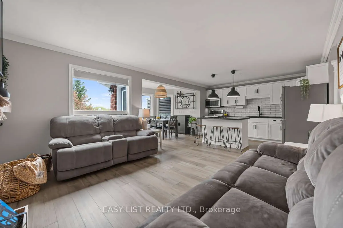 128 Marcy Crescent