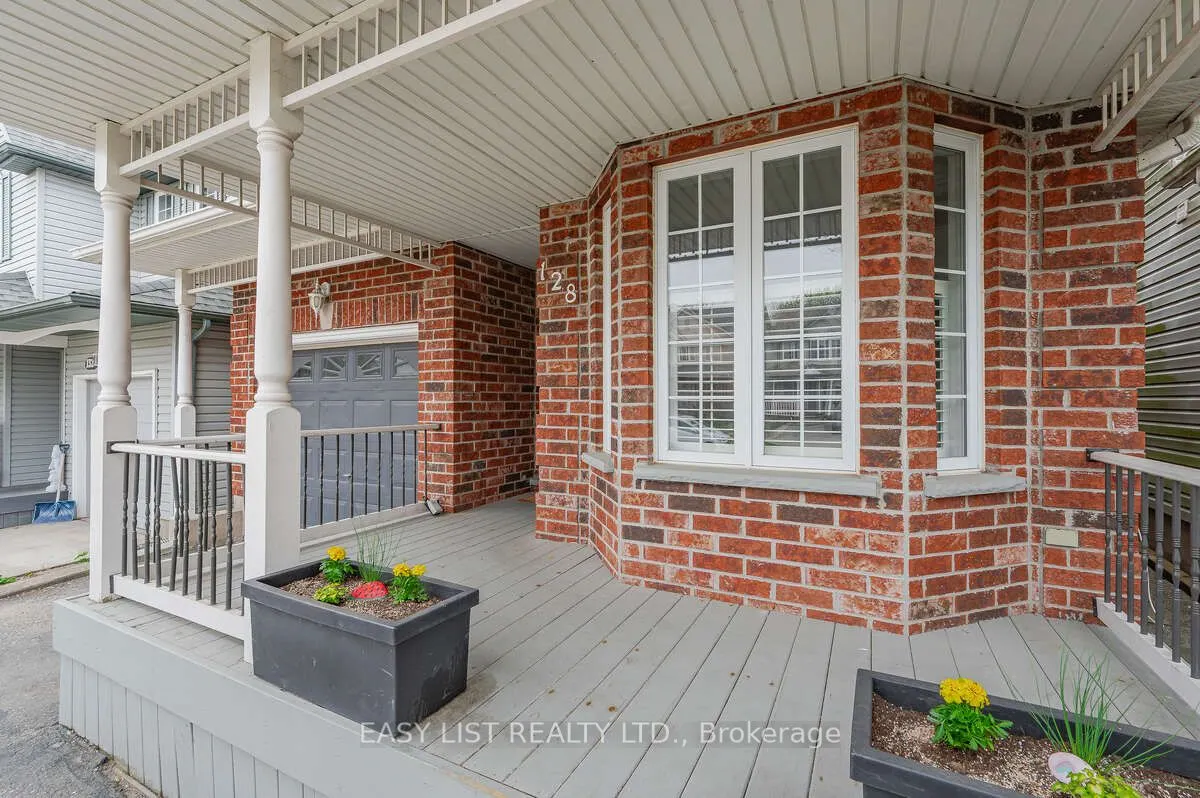 128 Marcy Crescent