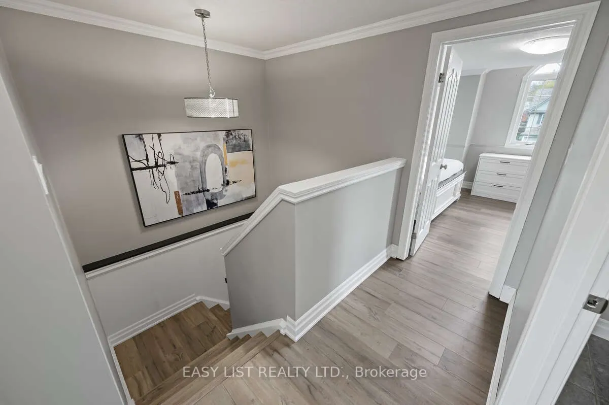 128 Marcy Crescent