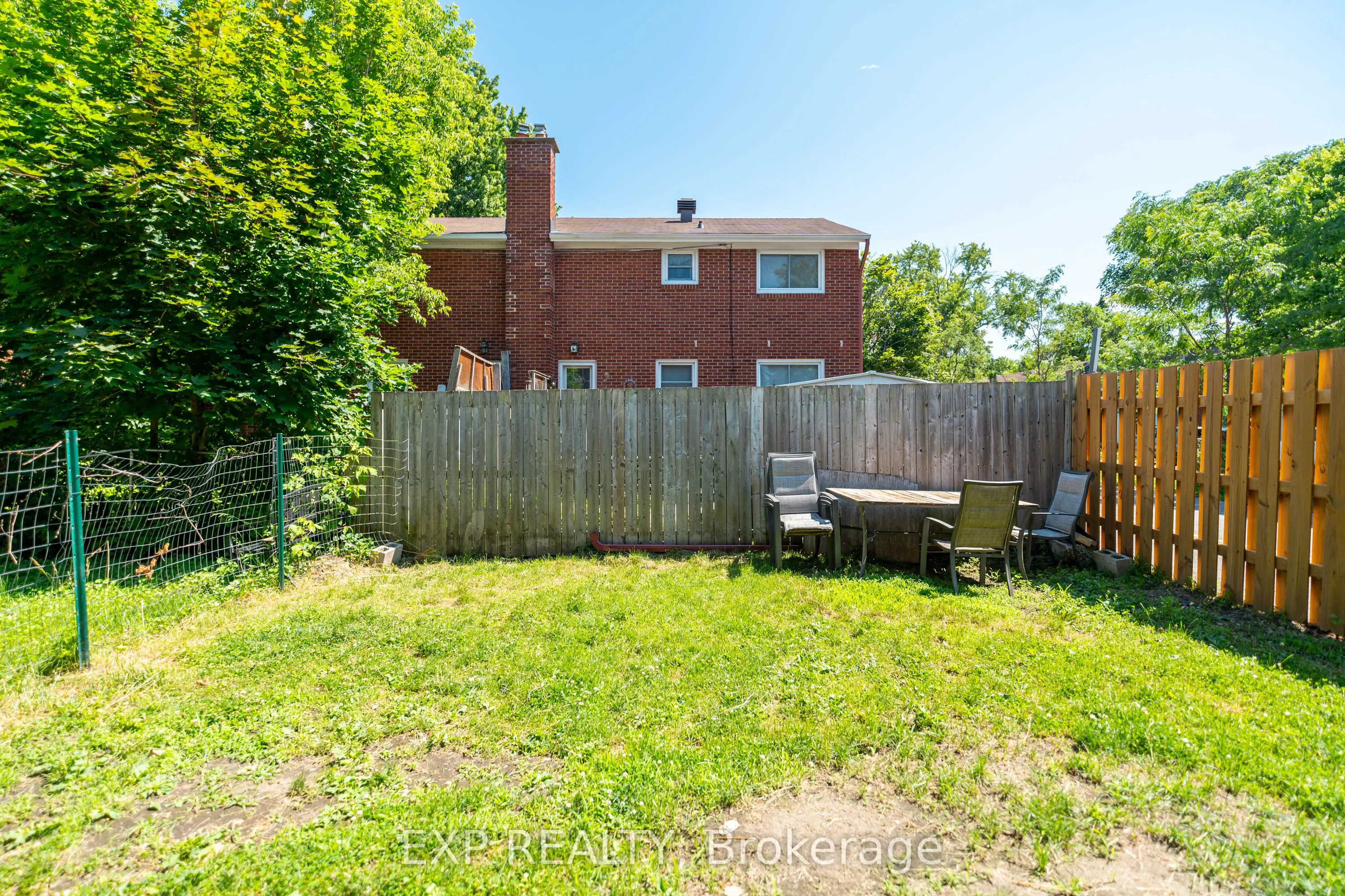 829 Borthwick Avenue