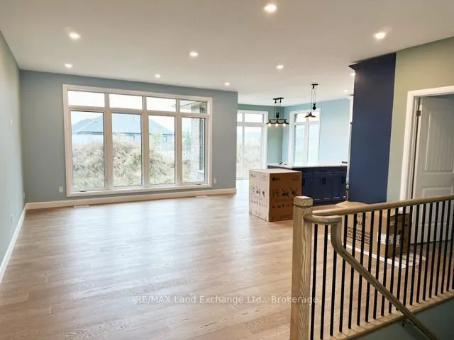 354 Mclean Crescent