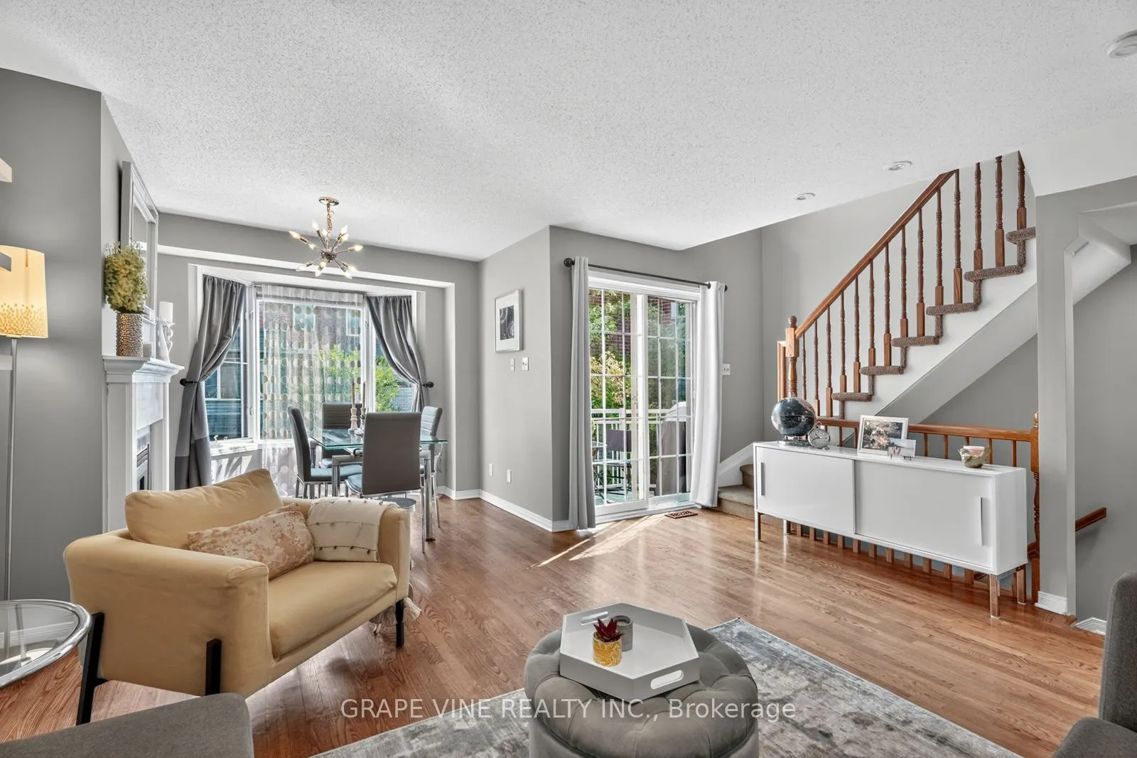 4 Radstock Private