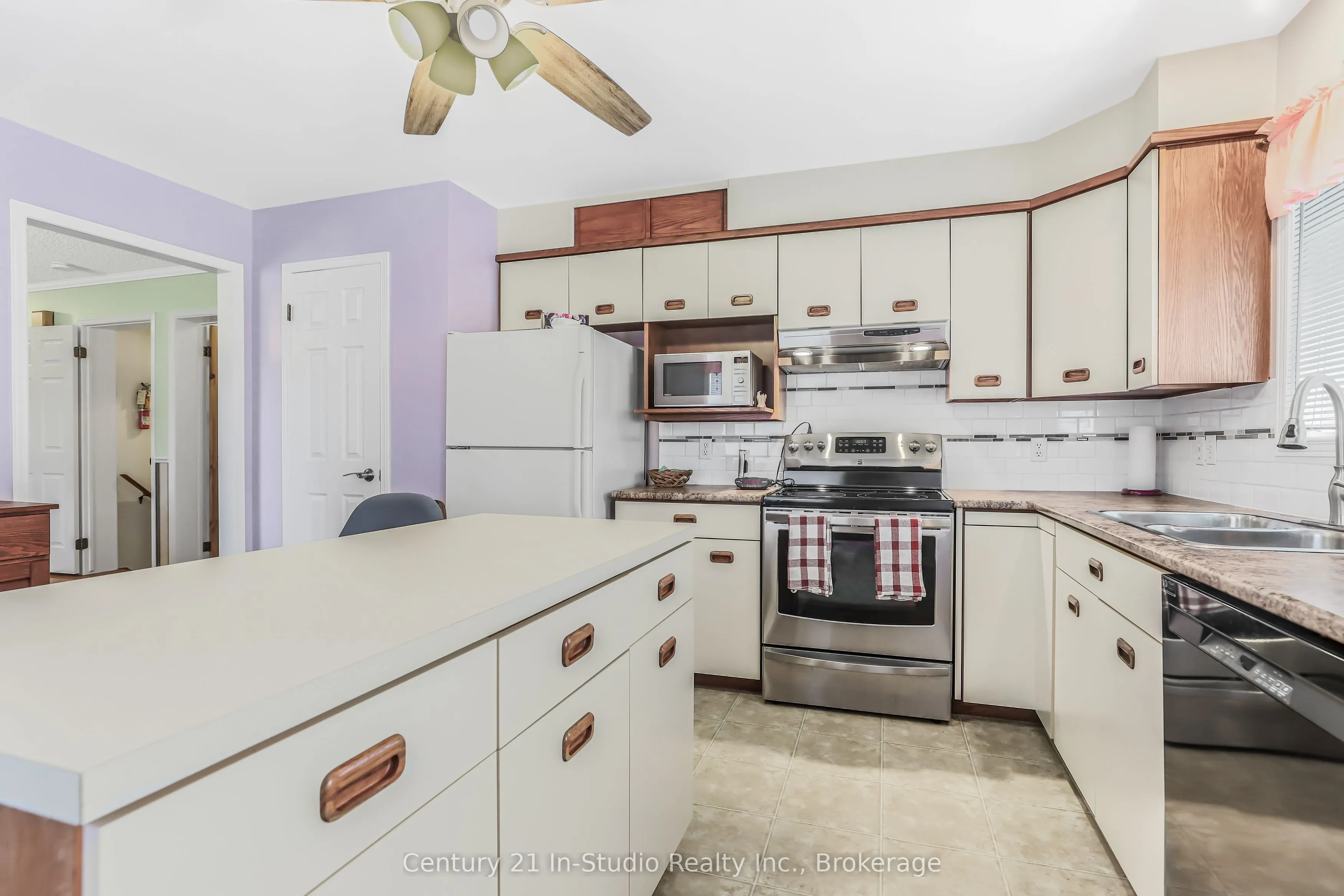 376 Parkwood Drive