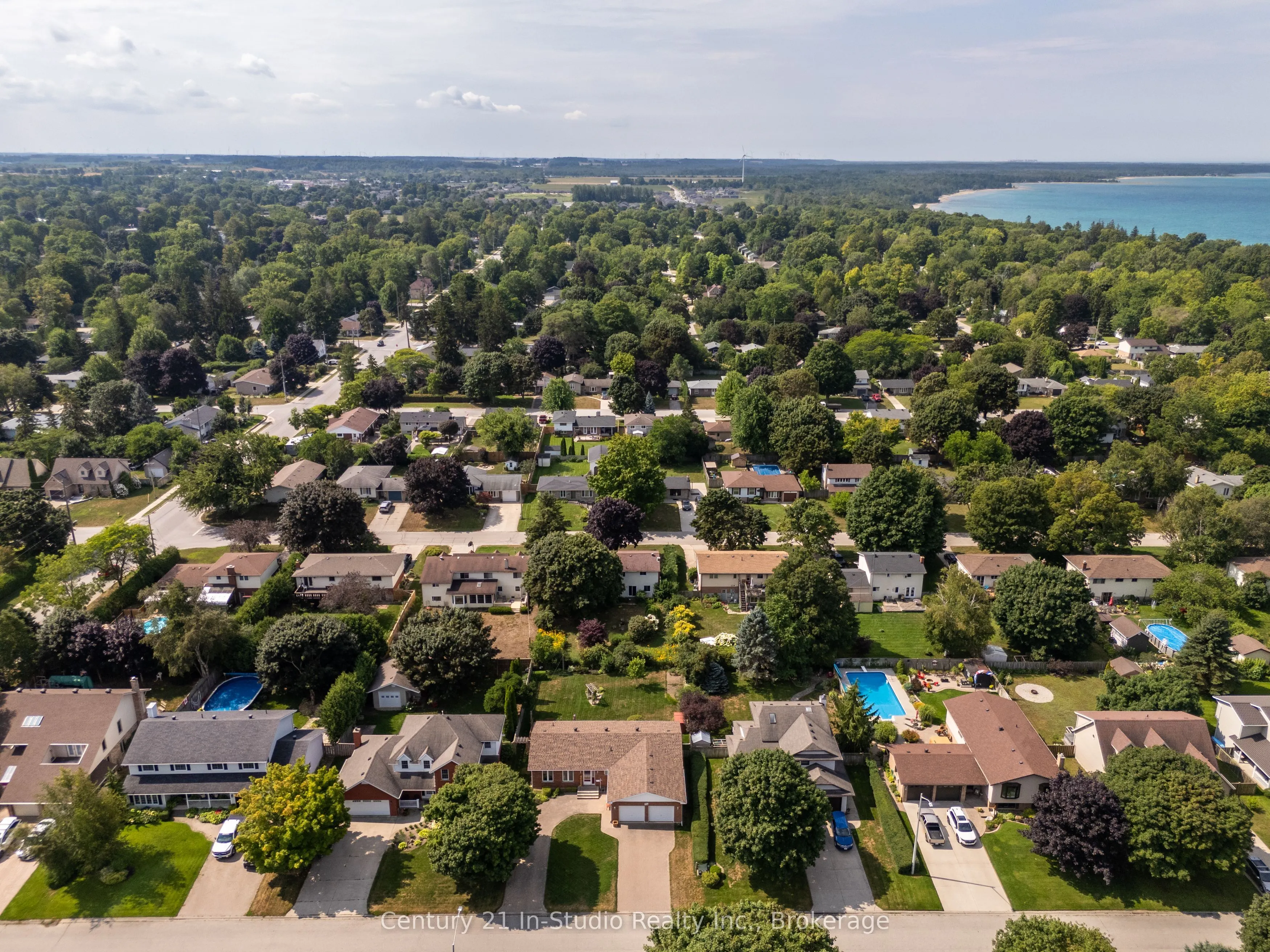 376 Parkwood Drive