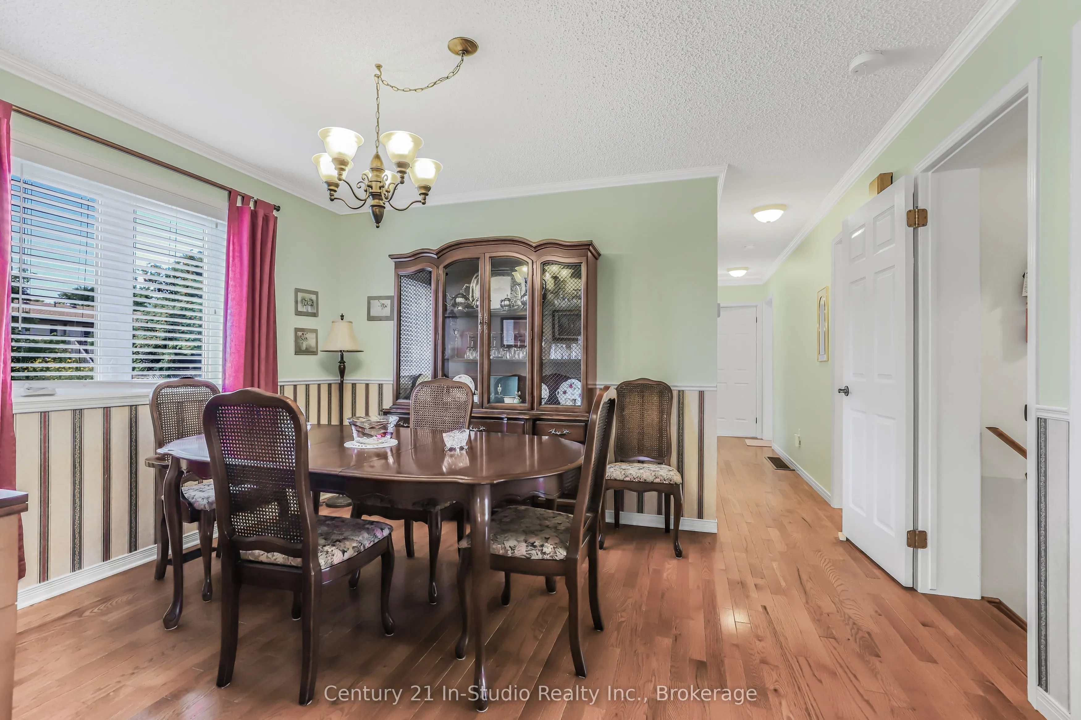 376 Parkwood Drive