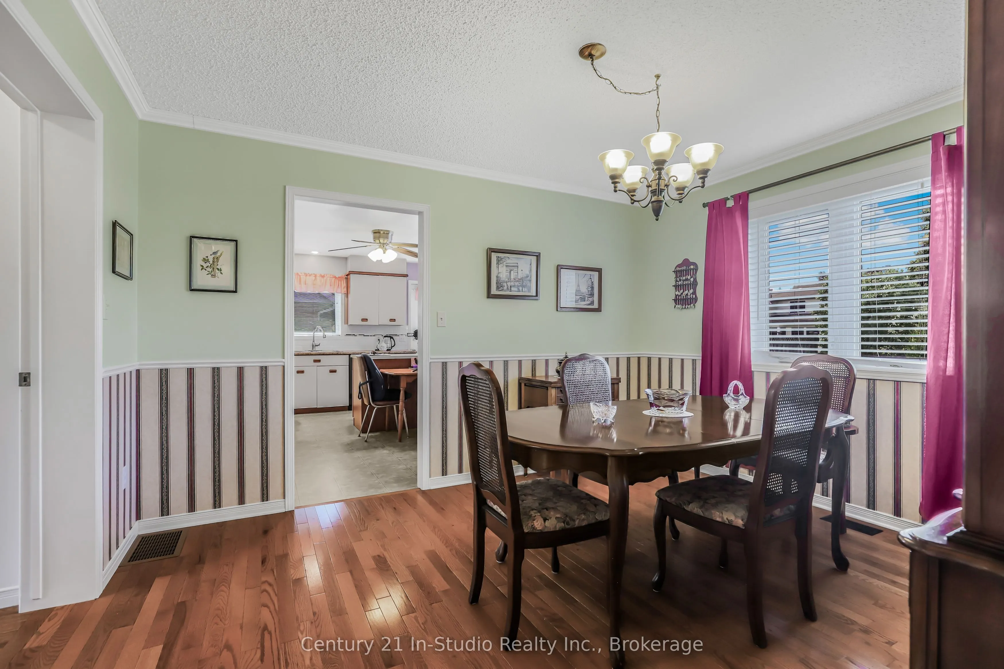 376 Parkwood Drive