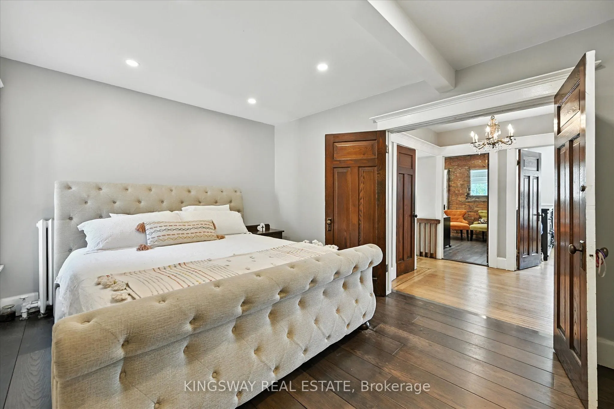 77 Proctor Boulevard