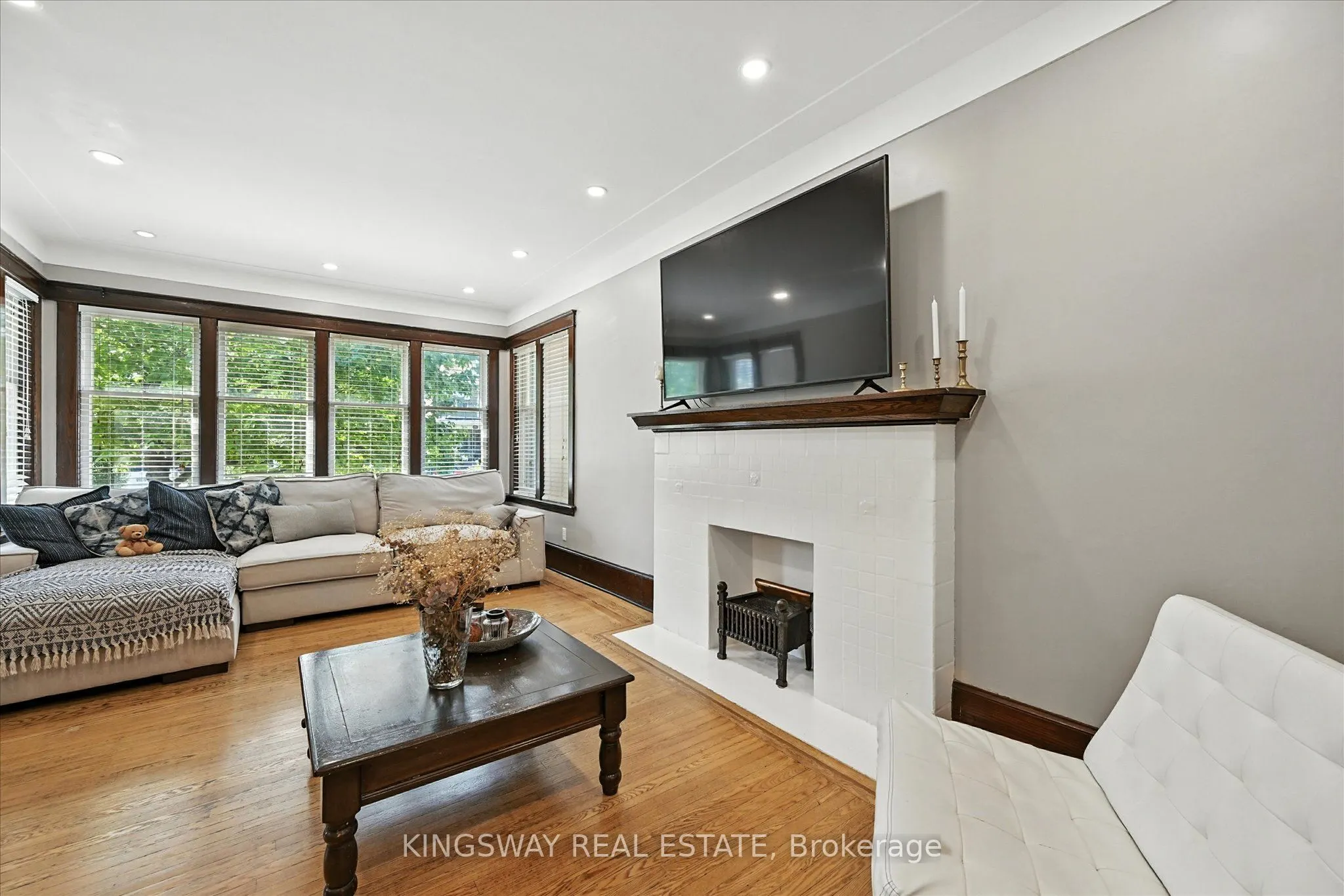 77 Proctor Boulevard