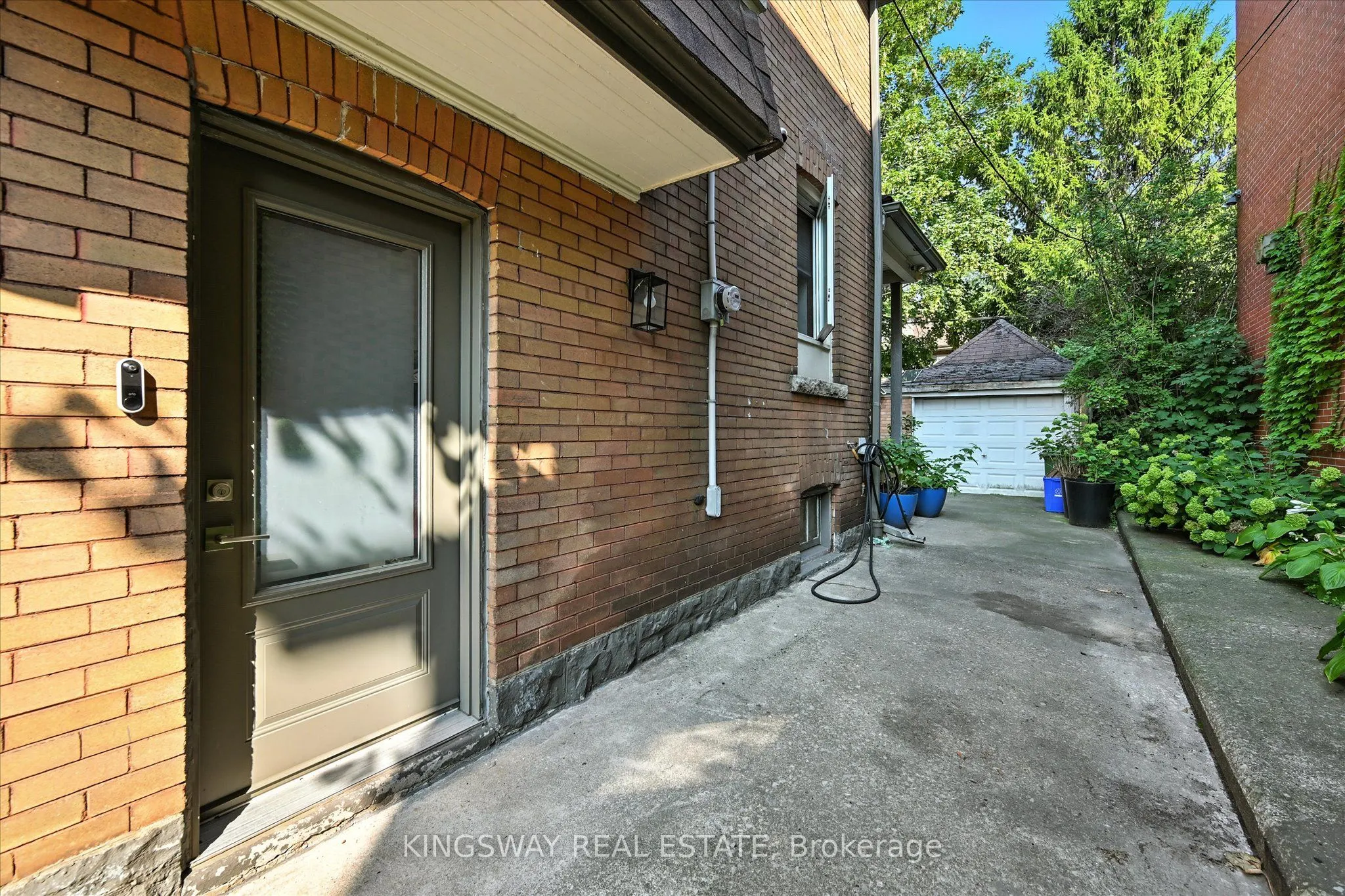 77 Proctor Boulevard