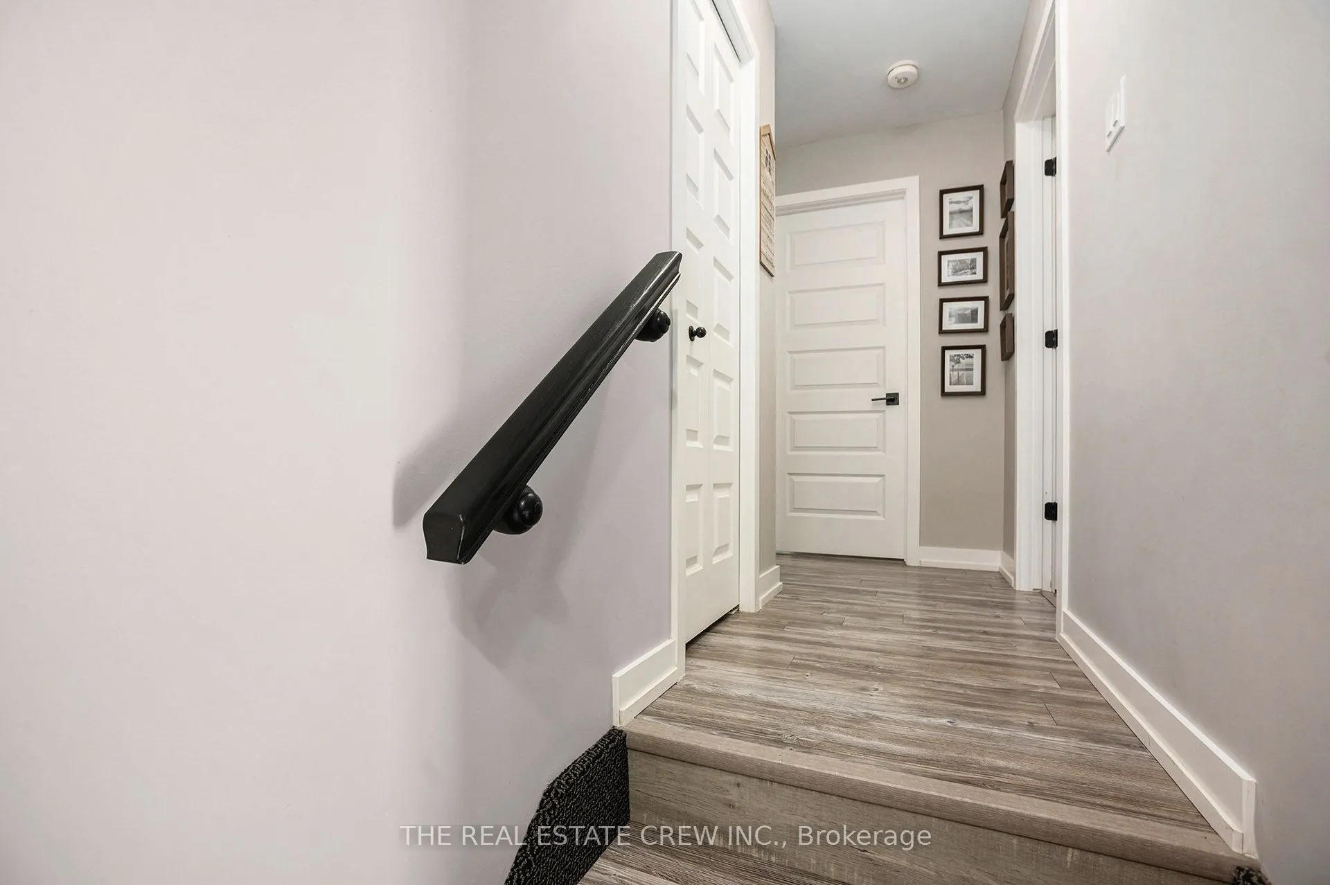 83 St Moritz Trail N, #203