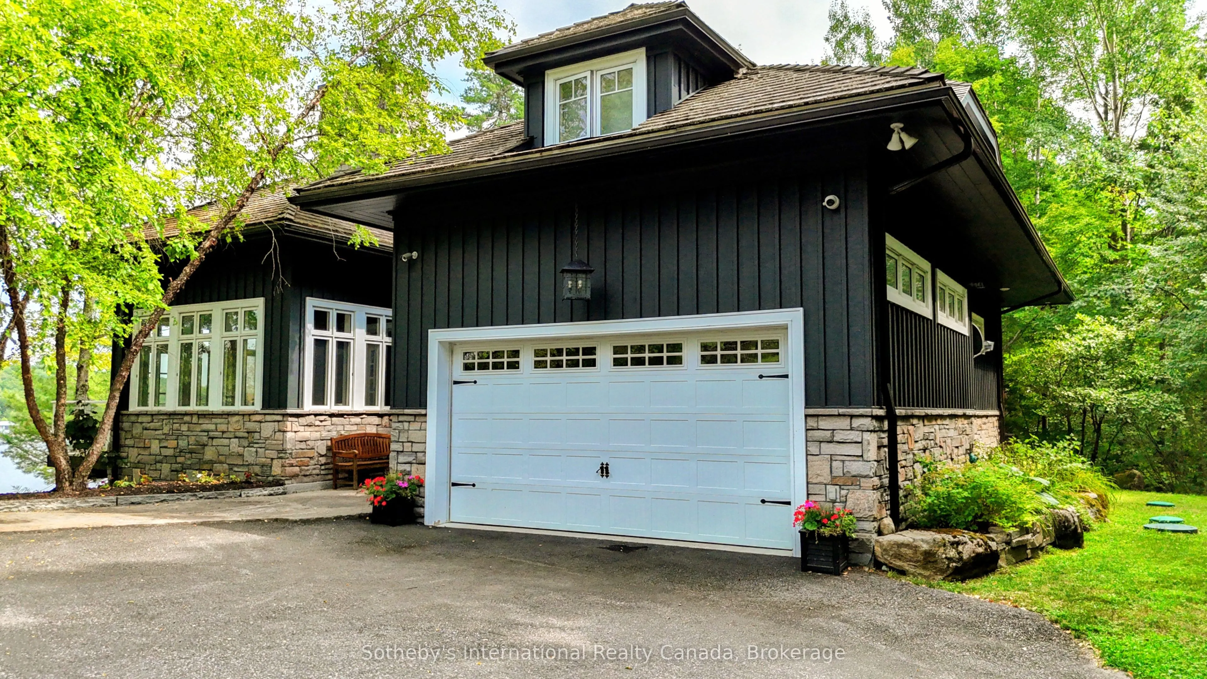1037 Elgin House Road