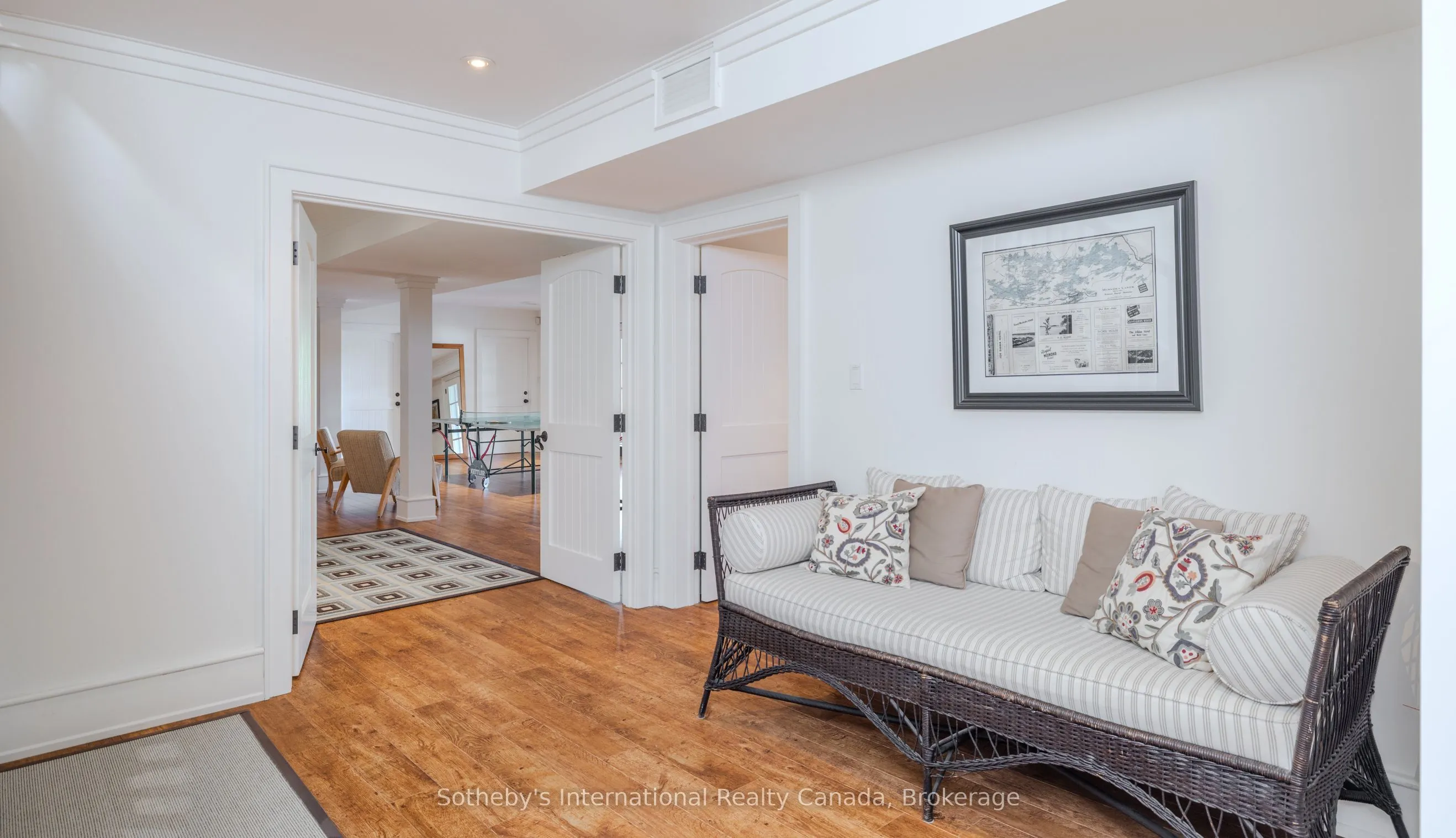 1037 Elgin House Road