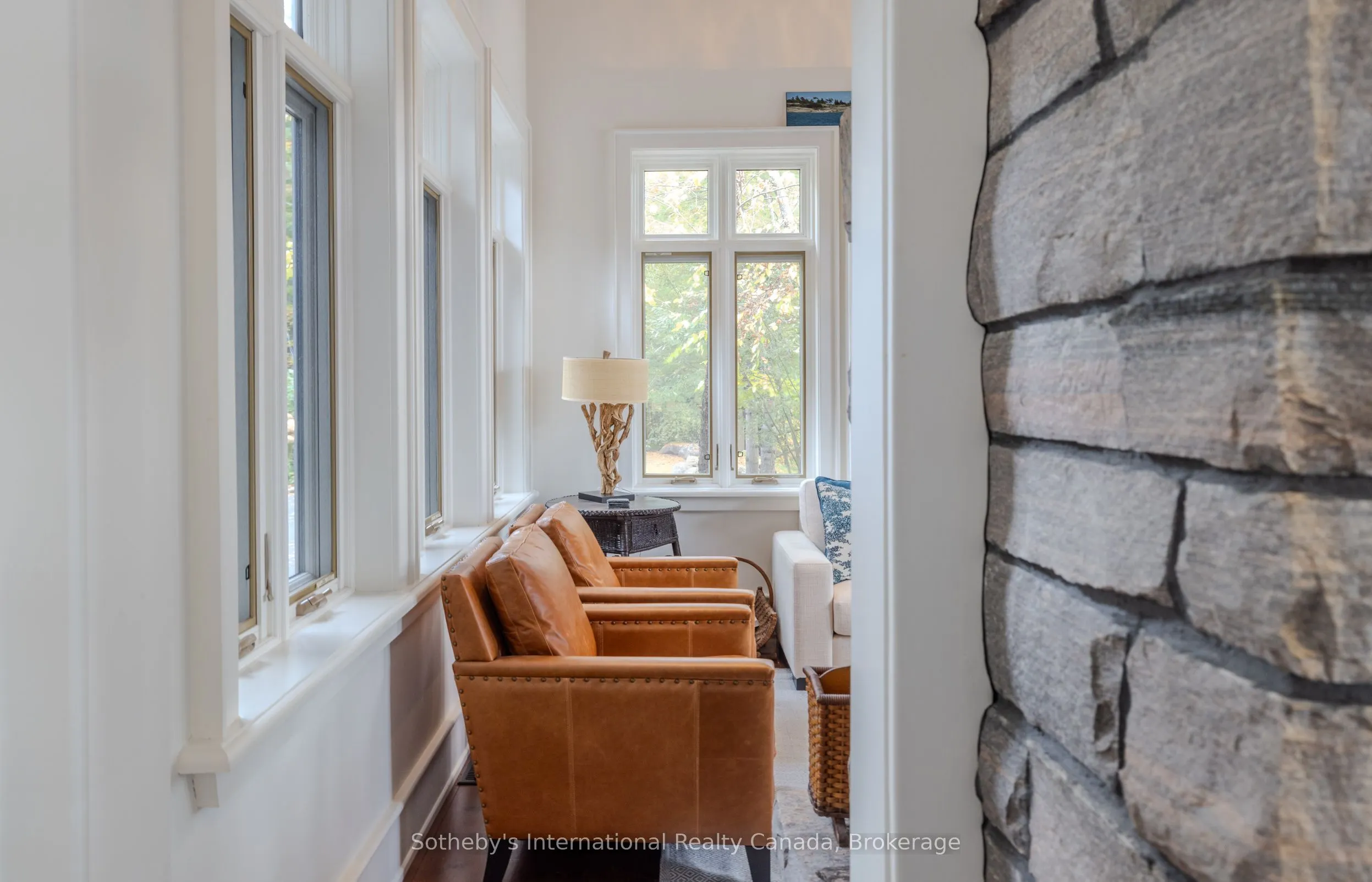 1037 Elgin House Road