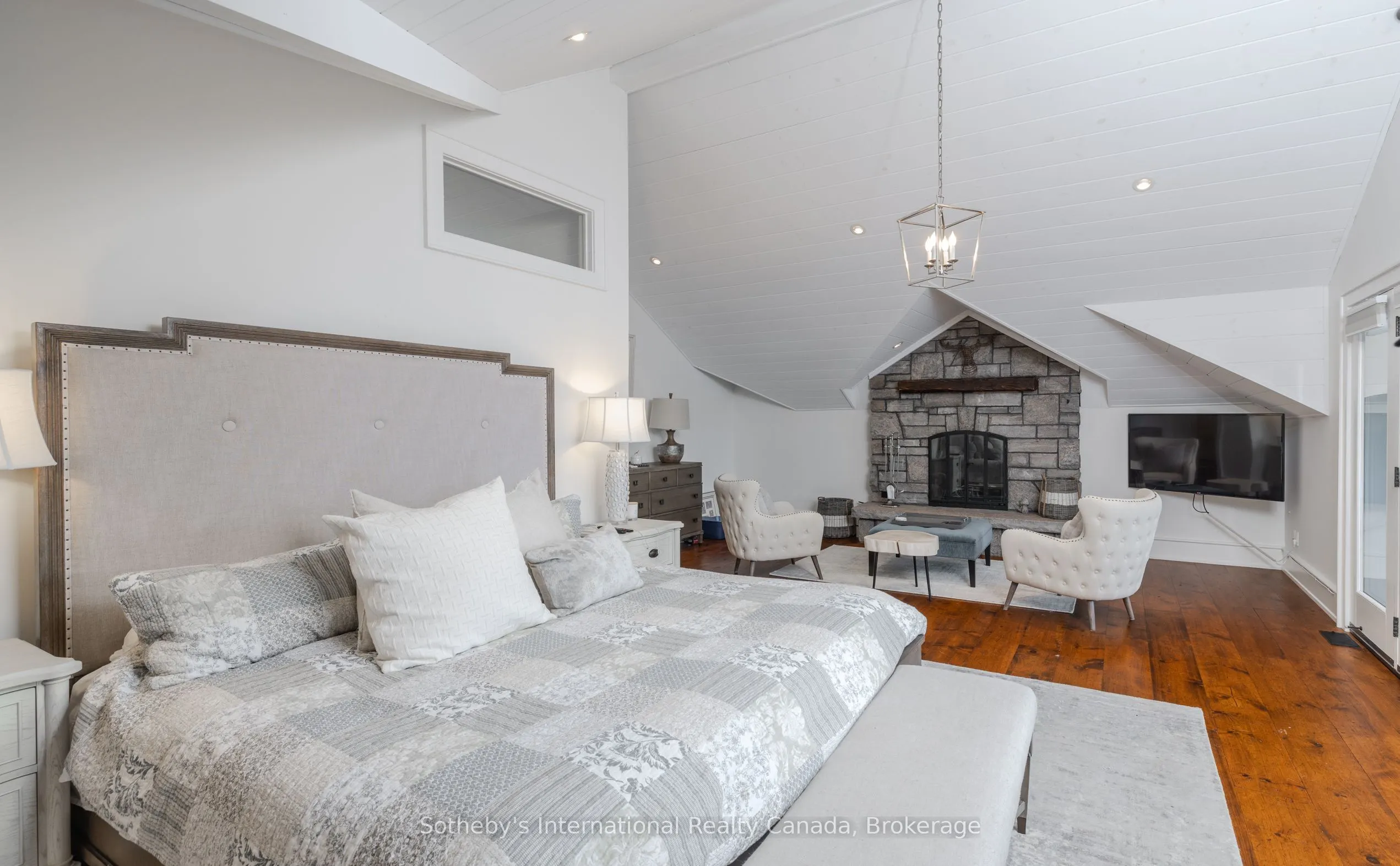1037 Elgin House Road