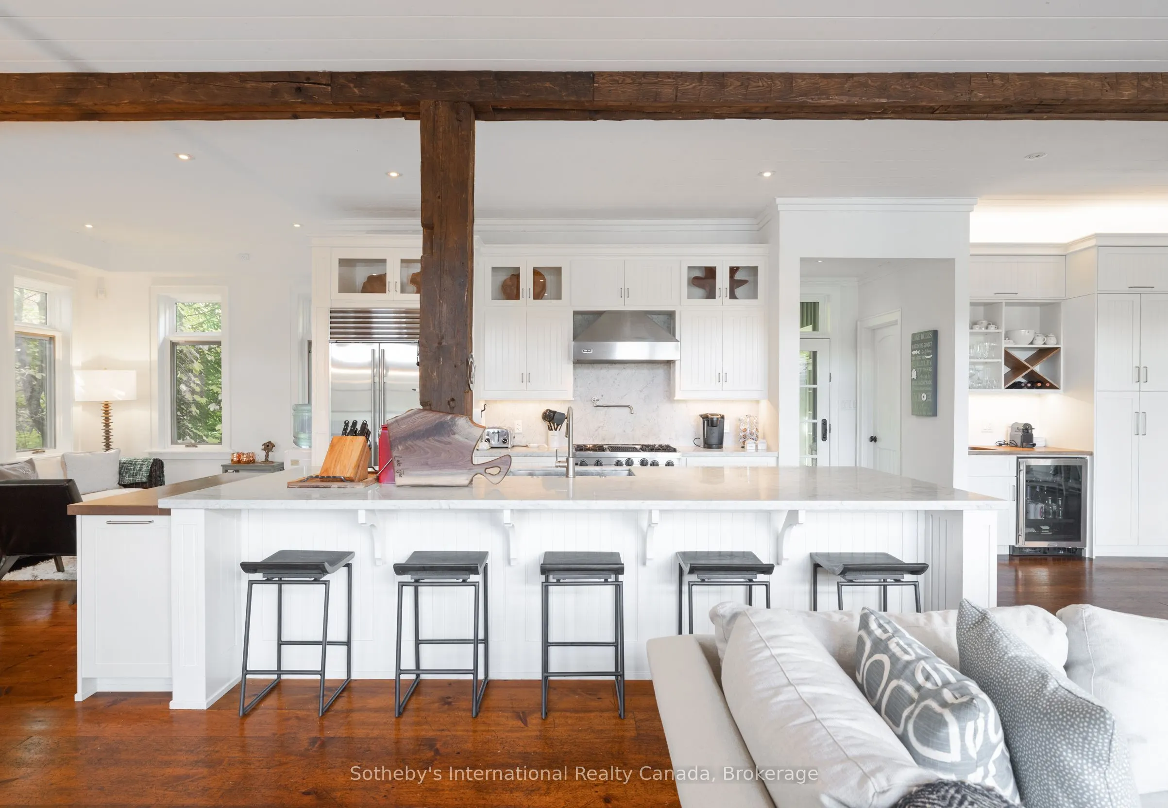 1037 Elgin House Road