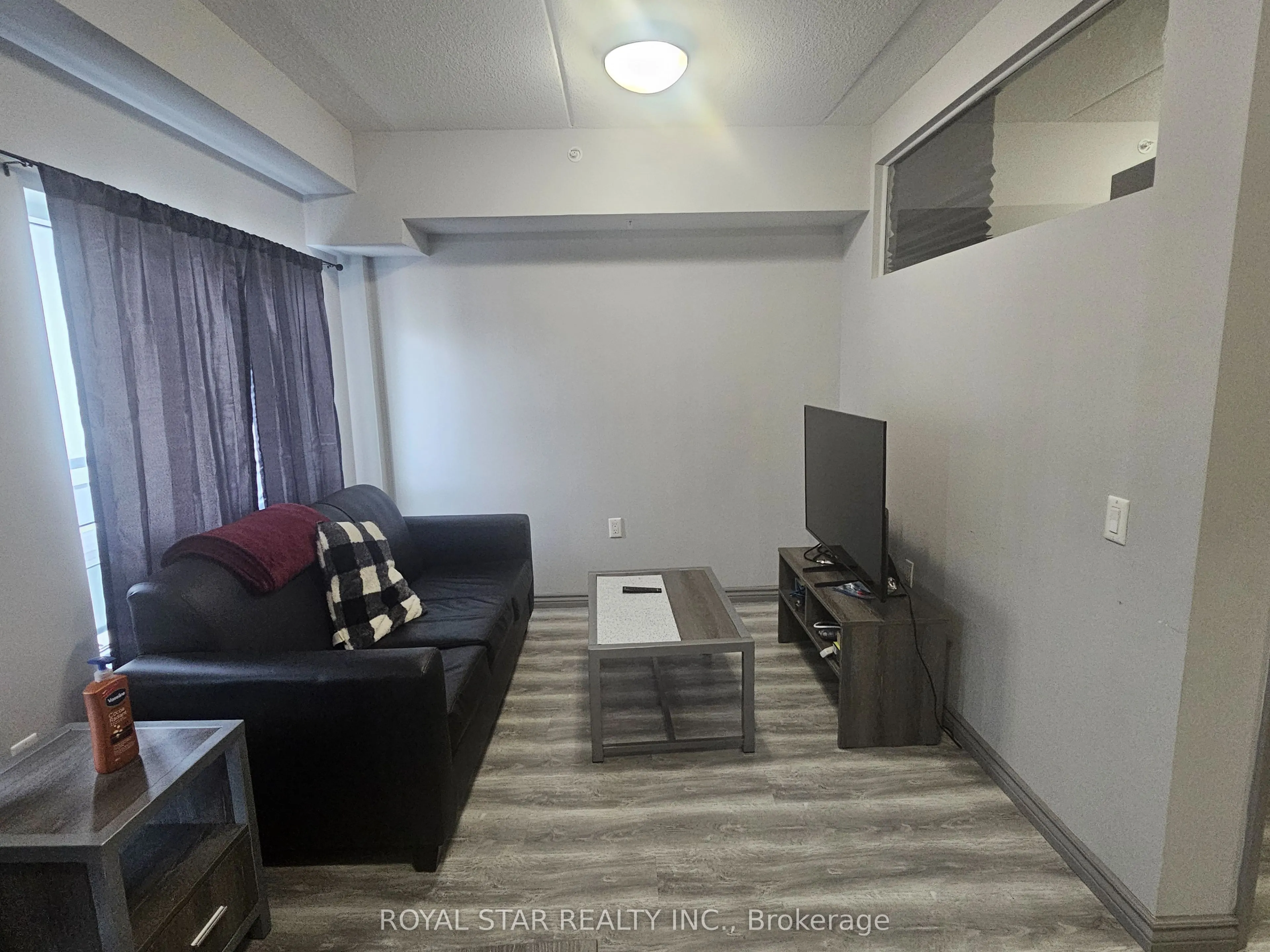 275 Larch Street, #F411