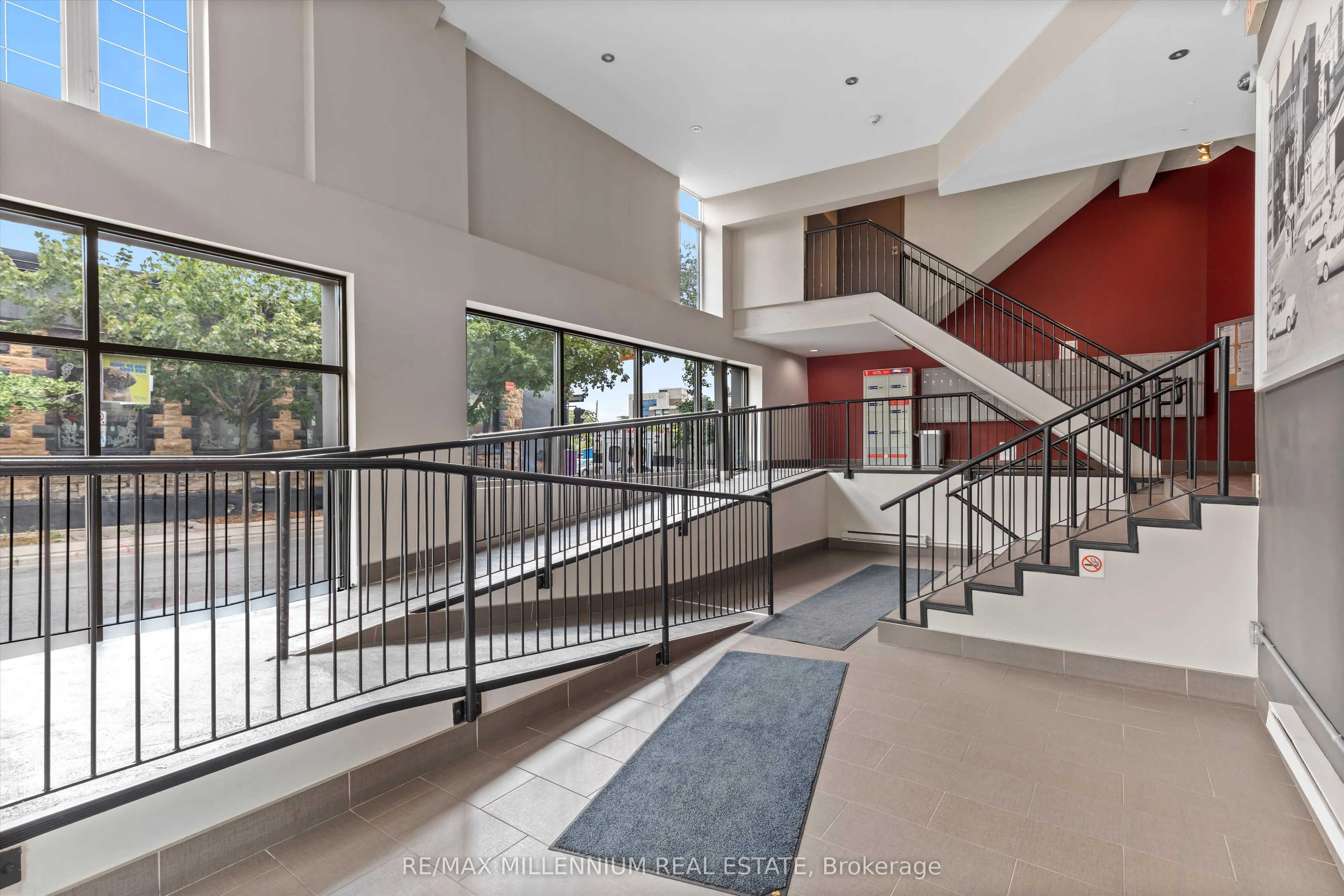 80 King William Street, #212