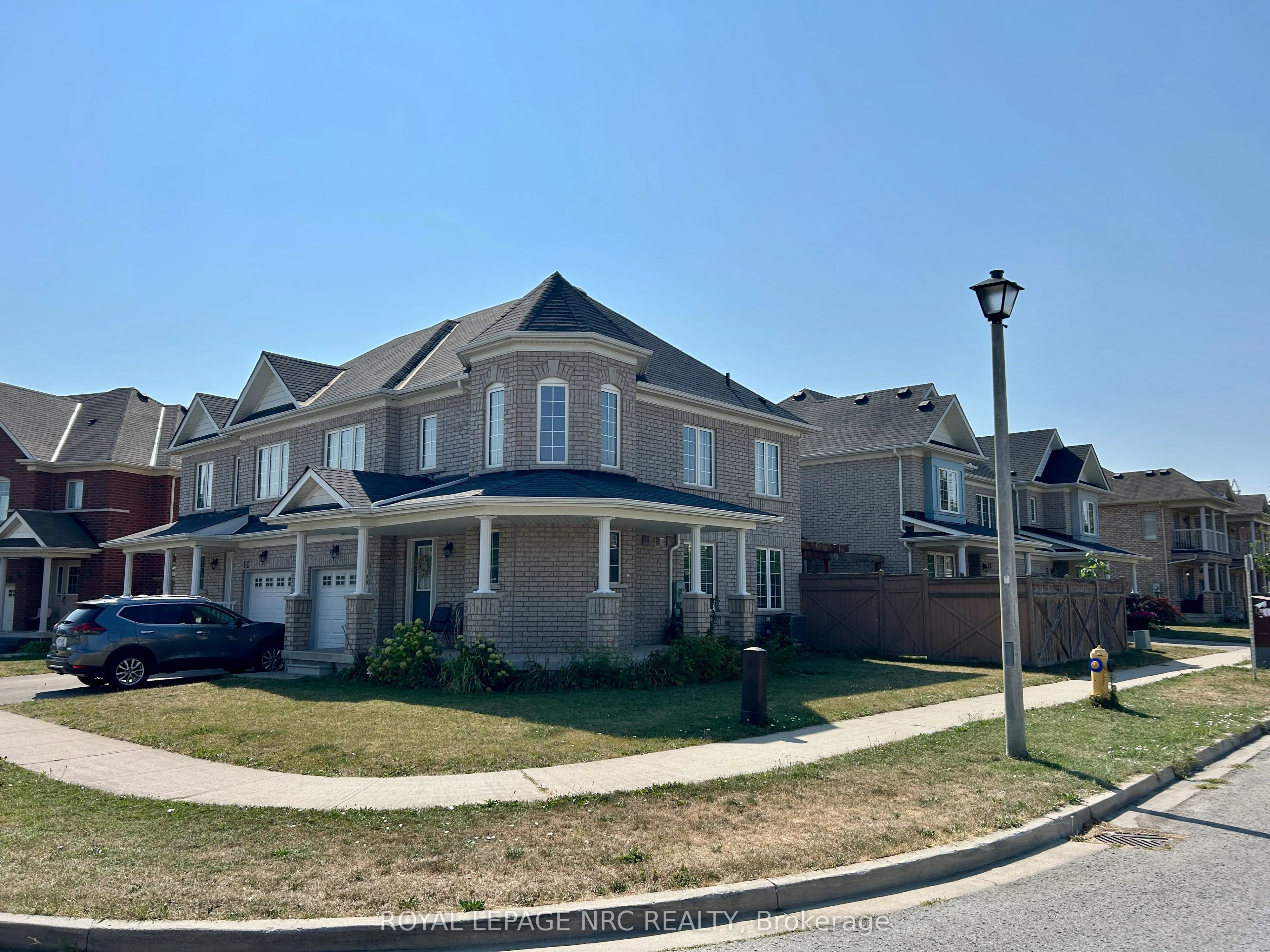 13 Keith Crescent