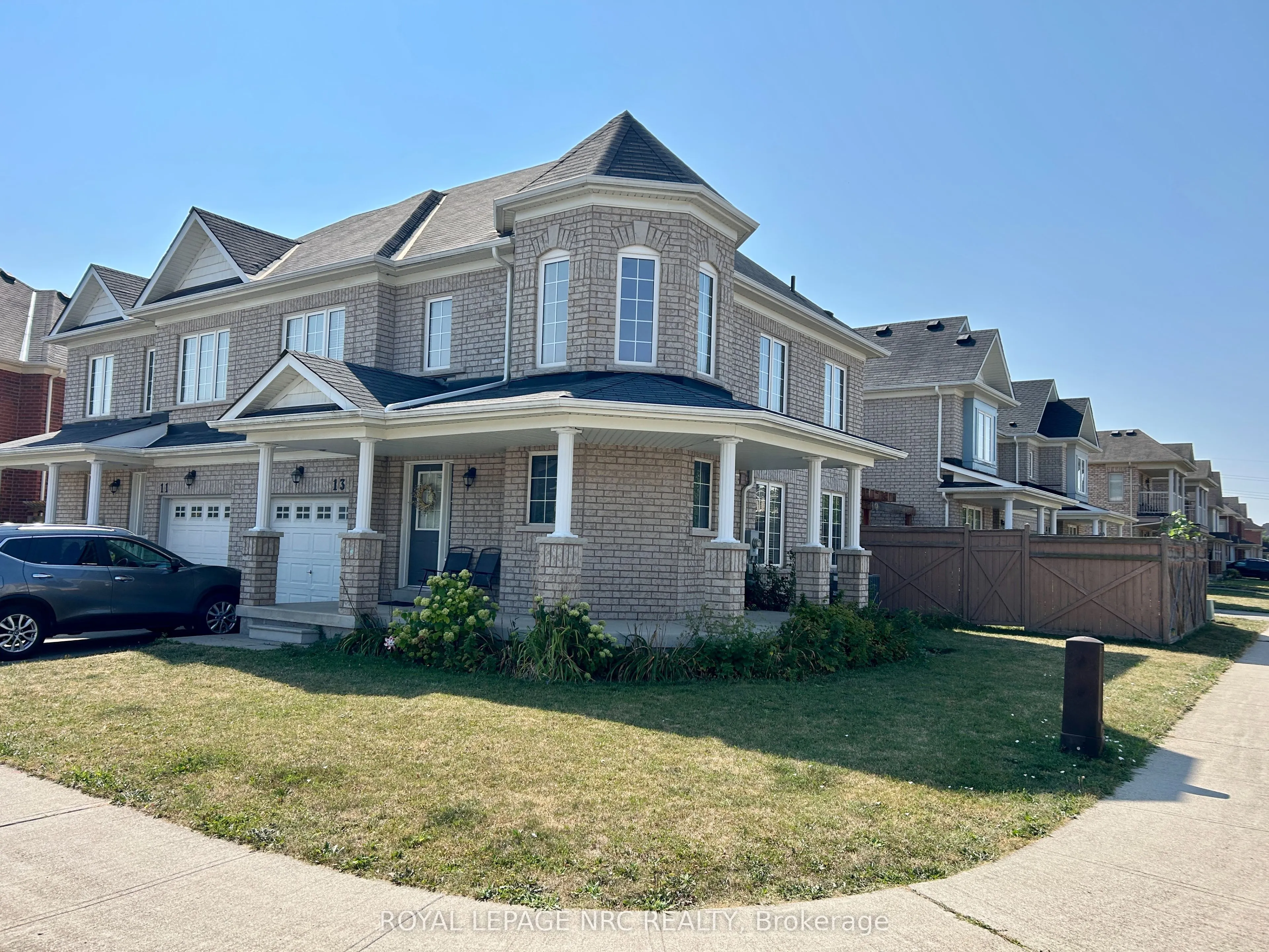 13 Keith Crescent