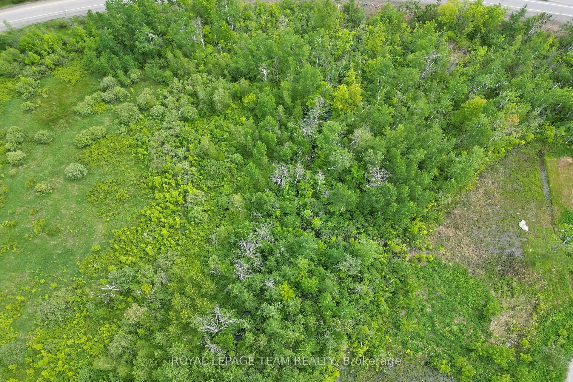 17 RIDEAU CROSSING Crescent