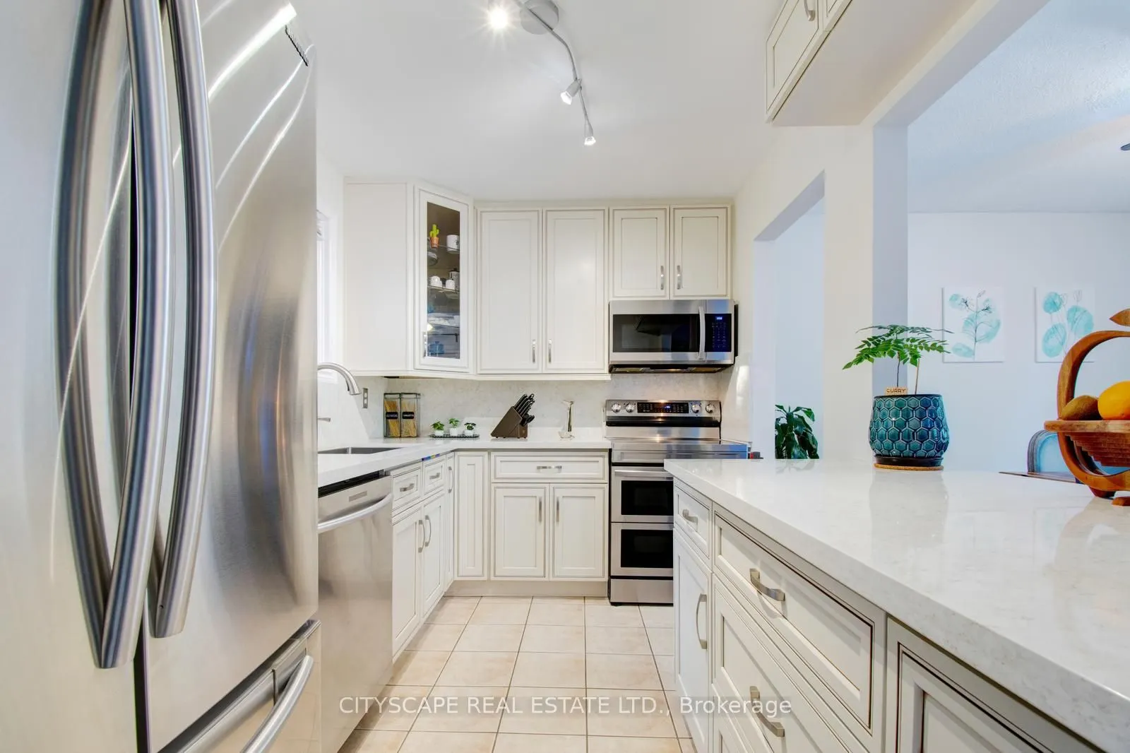 99 Berrisfield Crescent