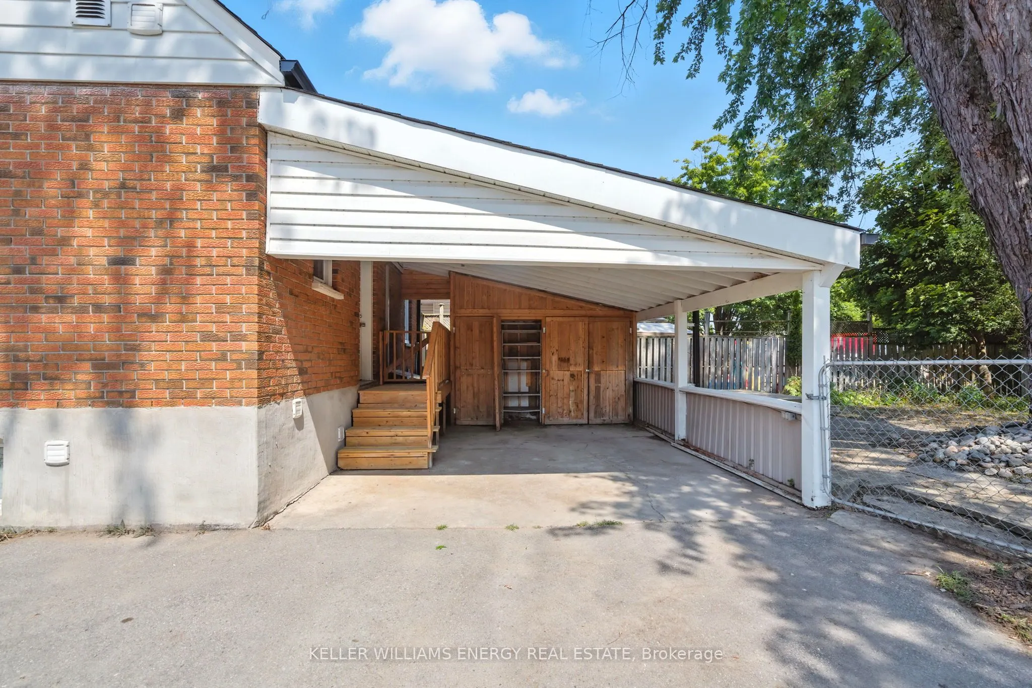 738 Snelgrove Road