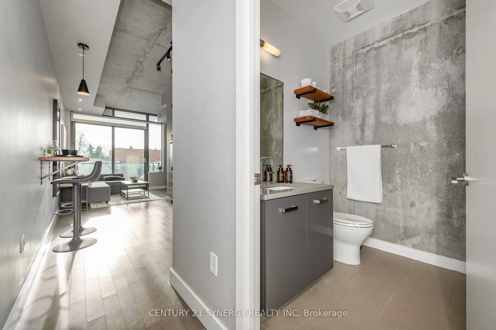 224 Lyon Street N, #405