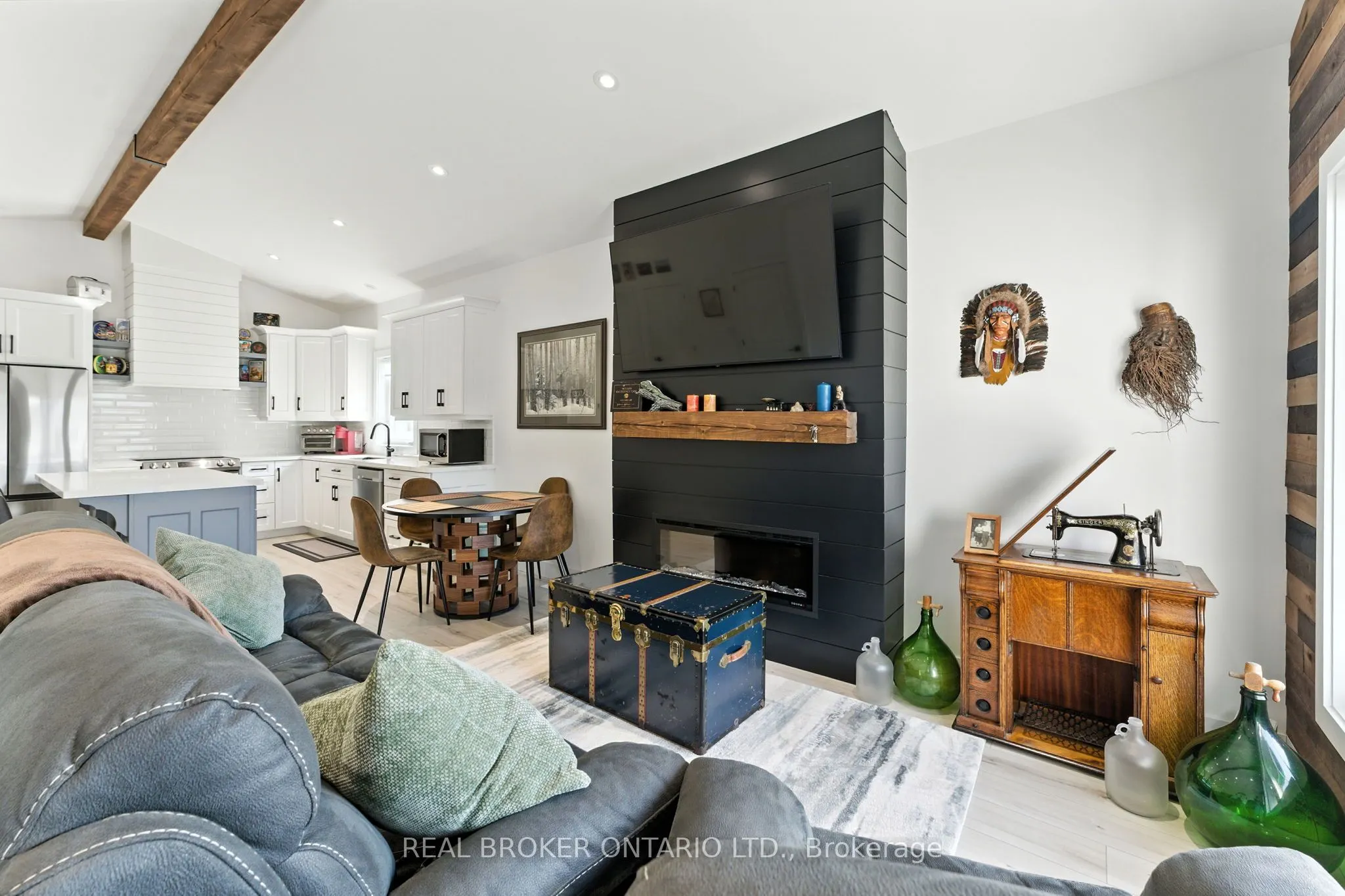 7 Macneil Court